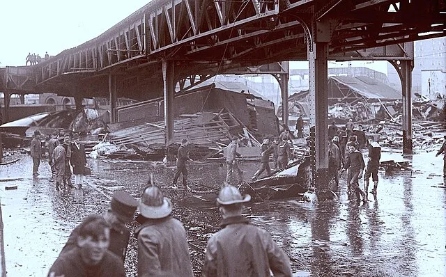 Nesnad on Wikimedia Commons