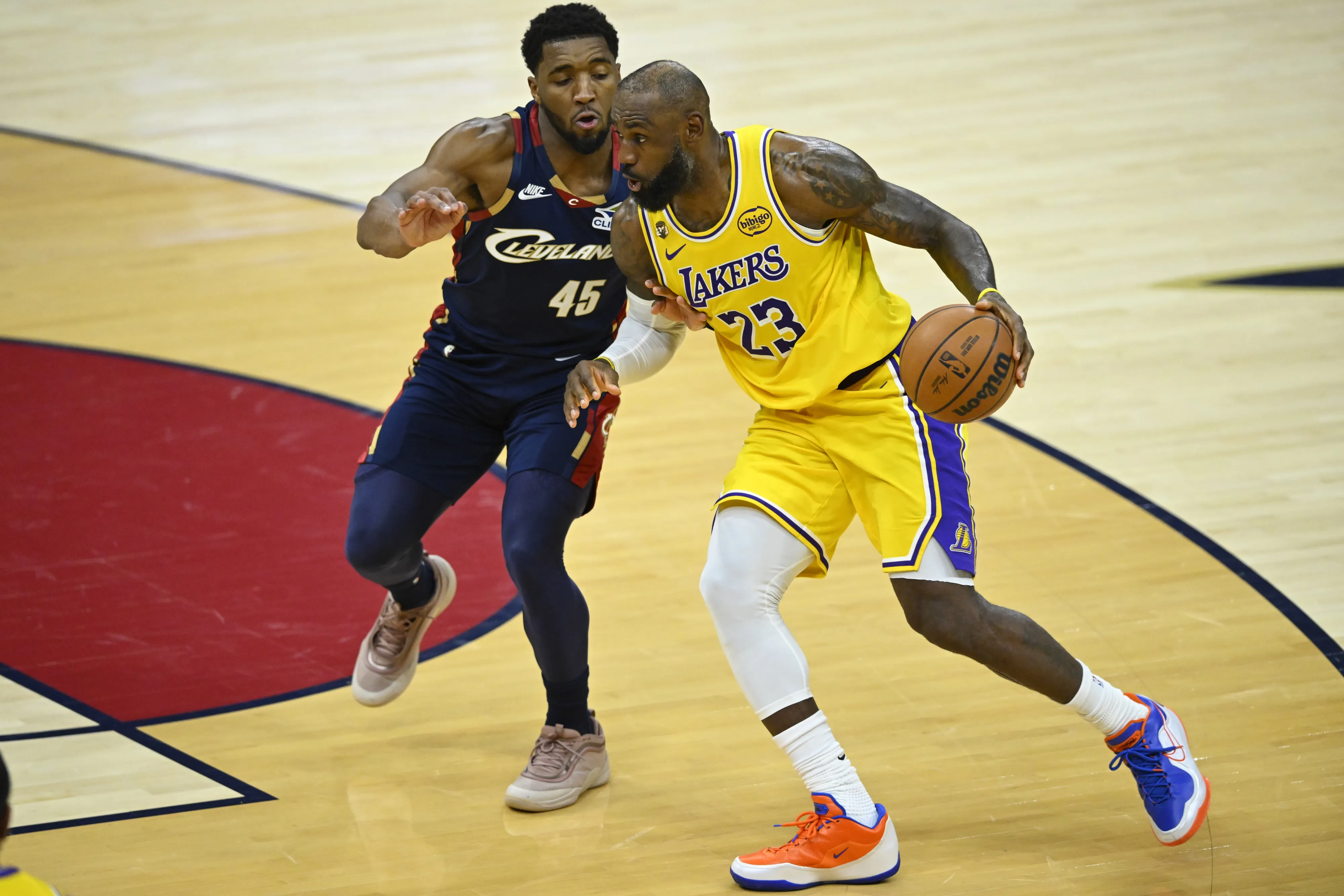 LeBron Reflects on Longevity After Quiet Night in Cleveland