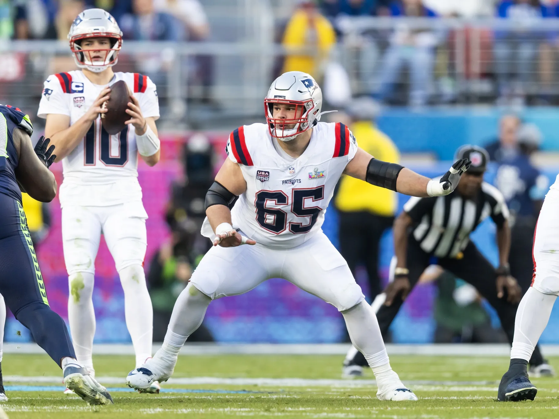 Bears Add Garrett Bradbury to Solidify Offensive Line for Caleb Williams