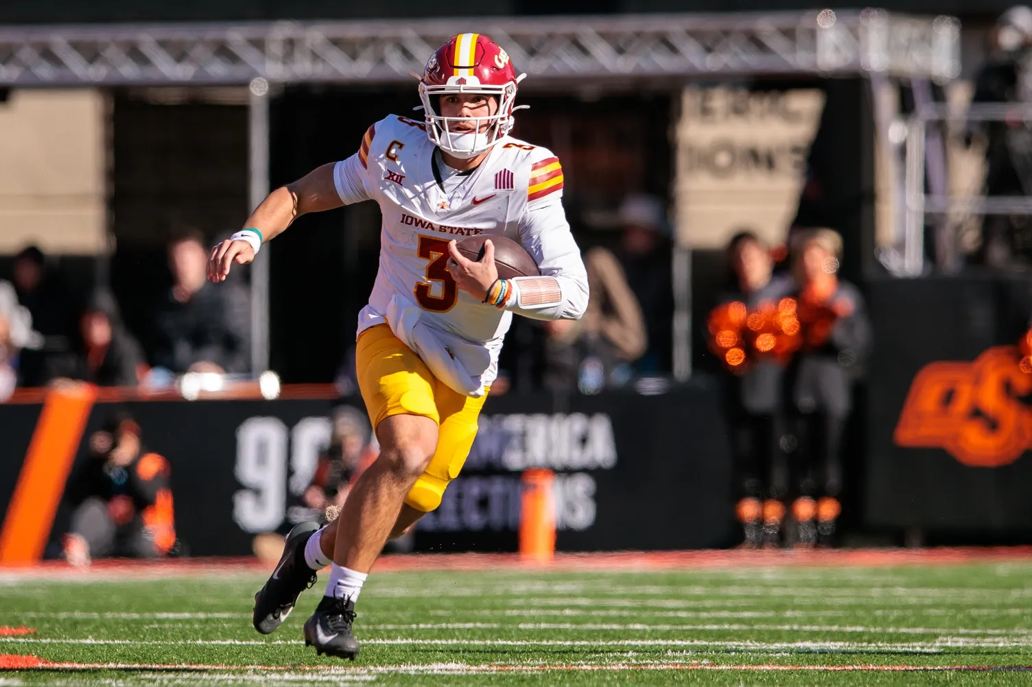 Iowa State Quarterback Rocco Becht Enters Transfer Portal
