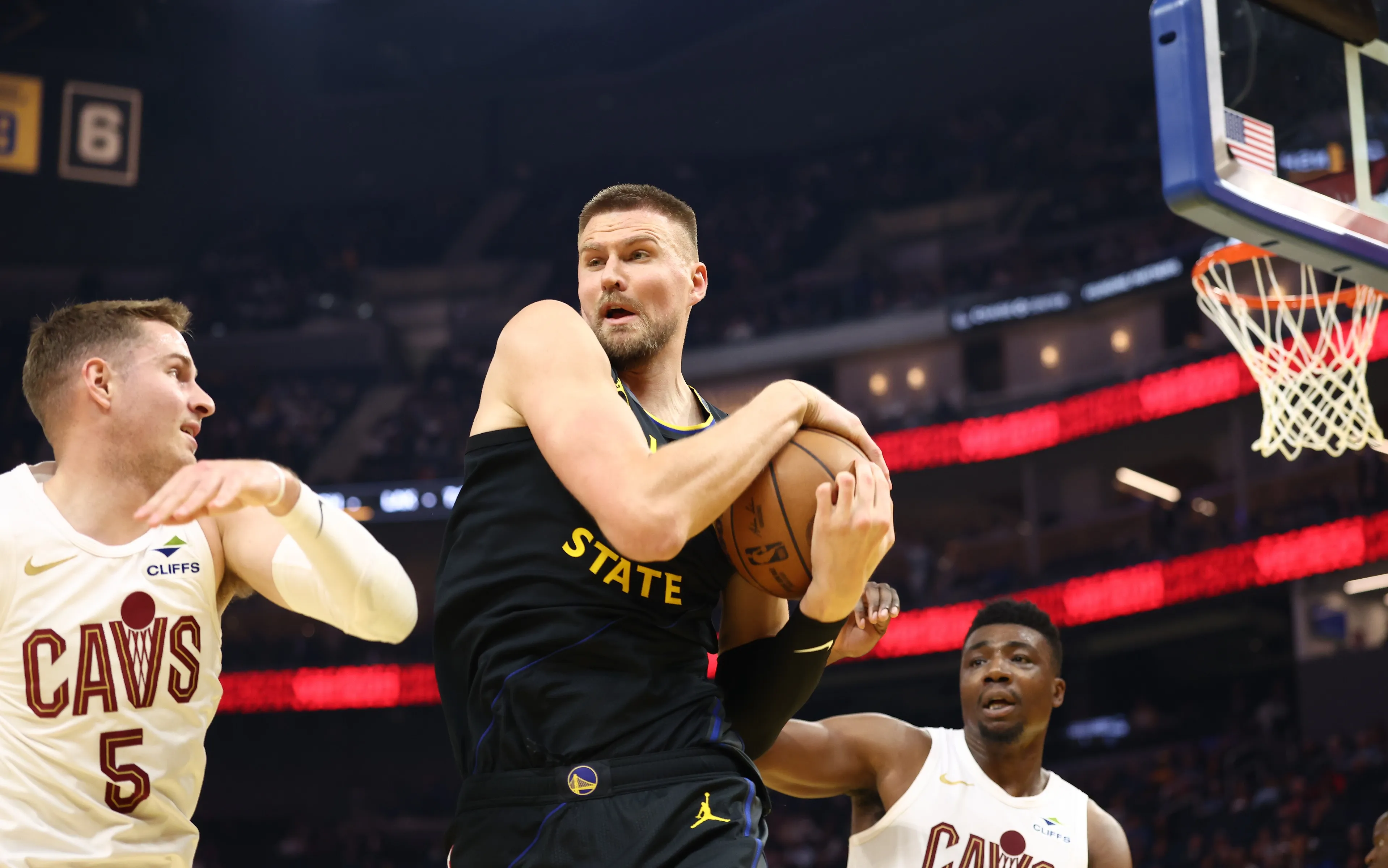 Kristaps Porzingis Future With Warriors Hinges on Health, Free Agency