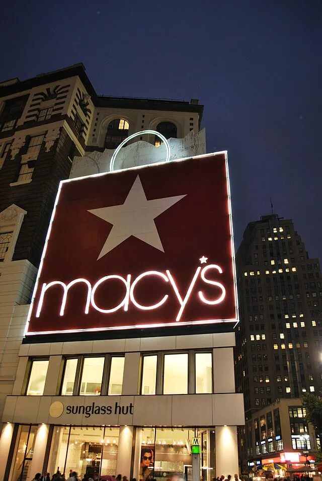 Macy’s on Wikimedia Commons