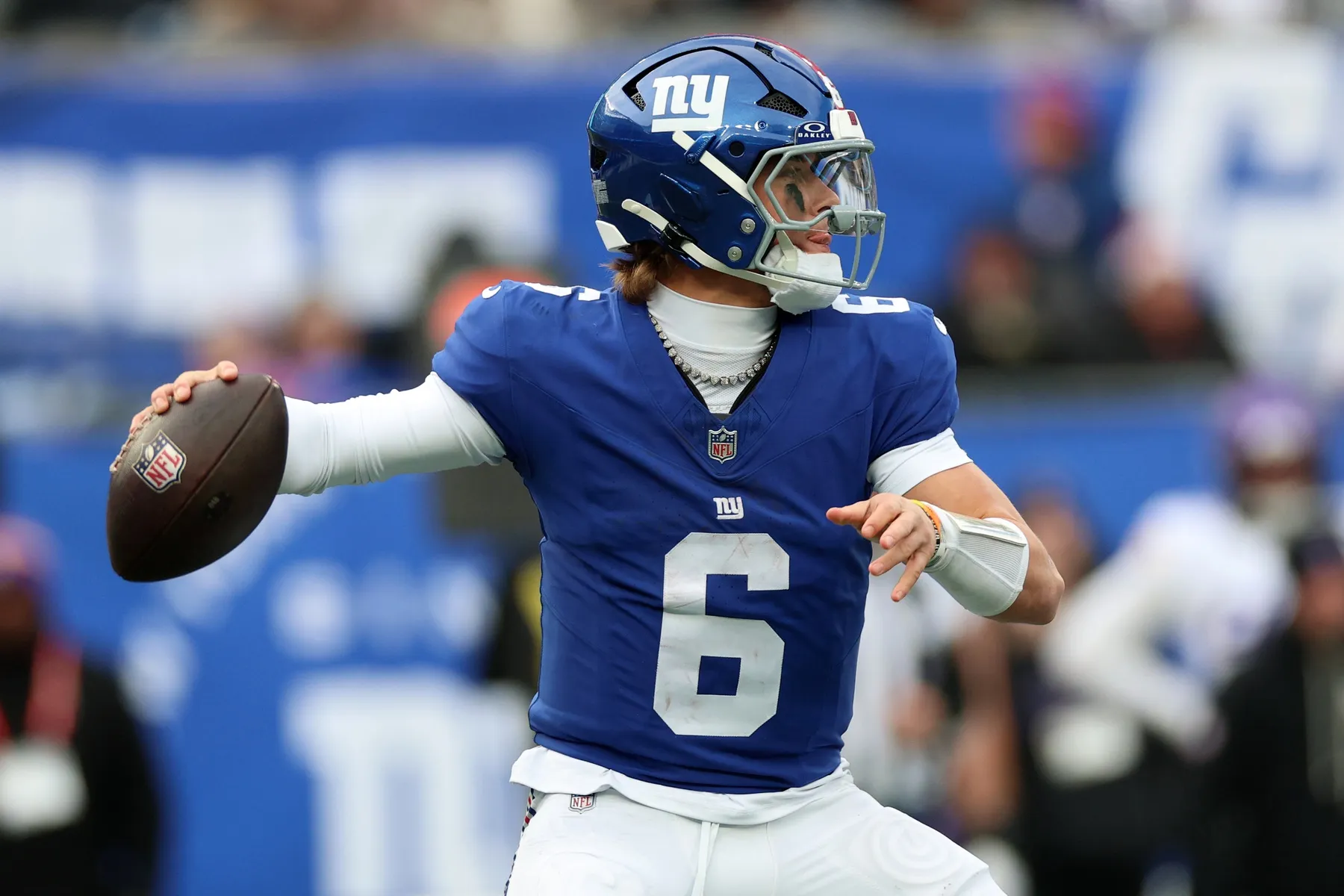 Giants’ Season Spirals as Jaxson Dart Faces Harshest Test Yet