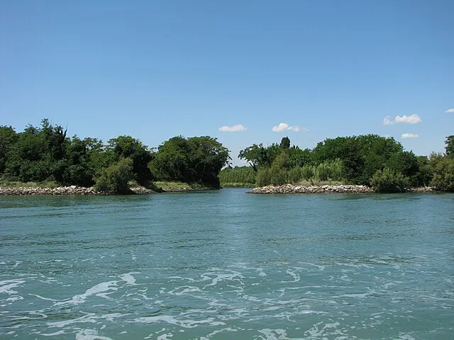 Chris 73 on Wikimedia Commons 