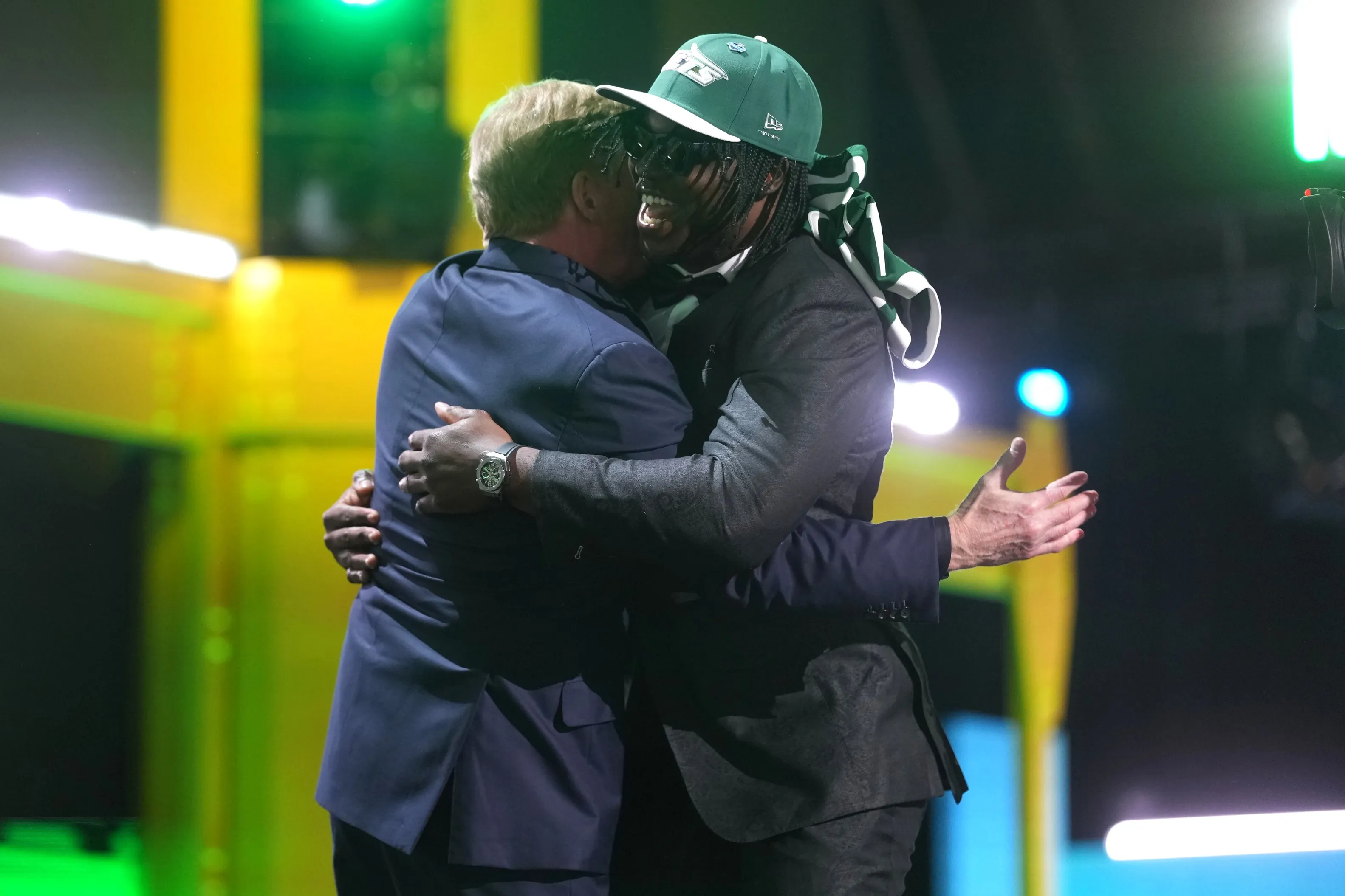 Jets Choose David Bailey Over Arvell Reese After Late Draft Decision