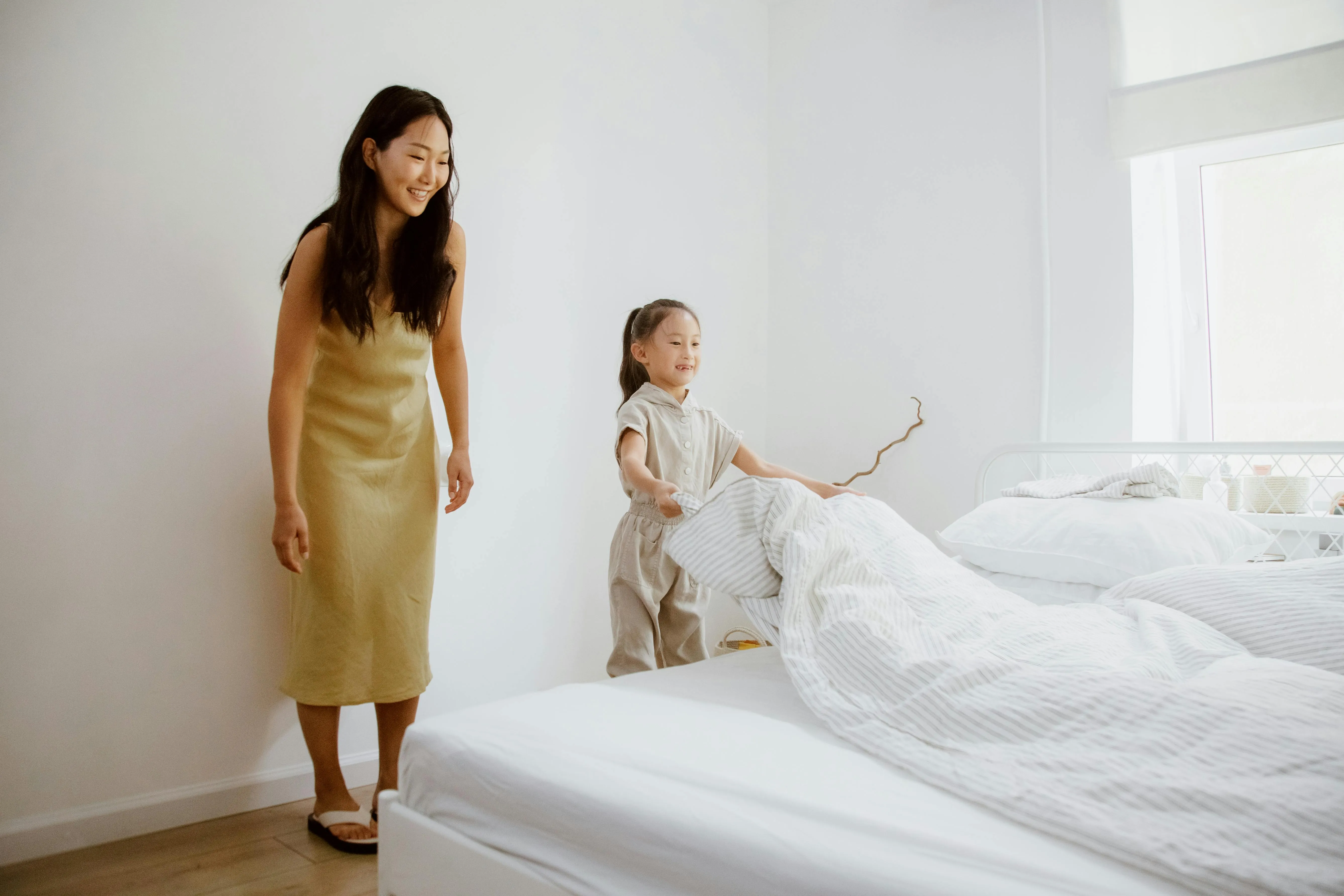 13 Household Chores That Were a Weekly Ritual