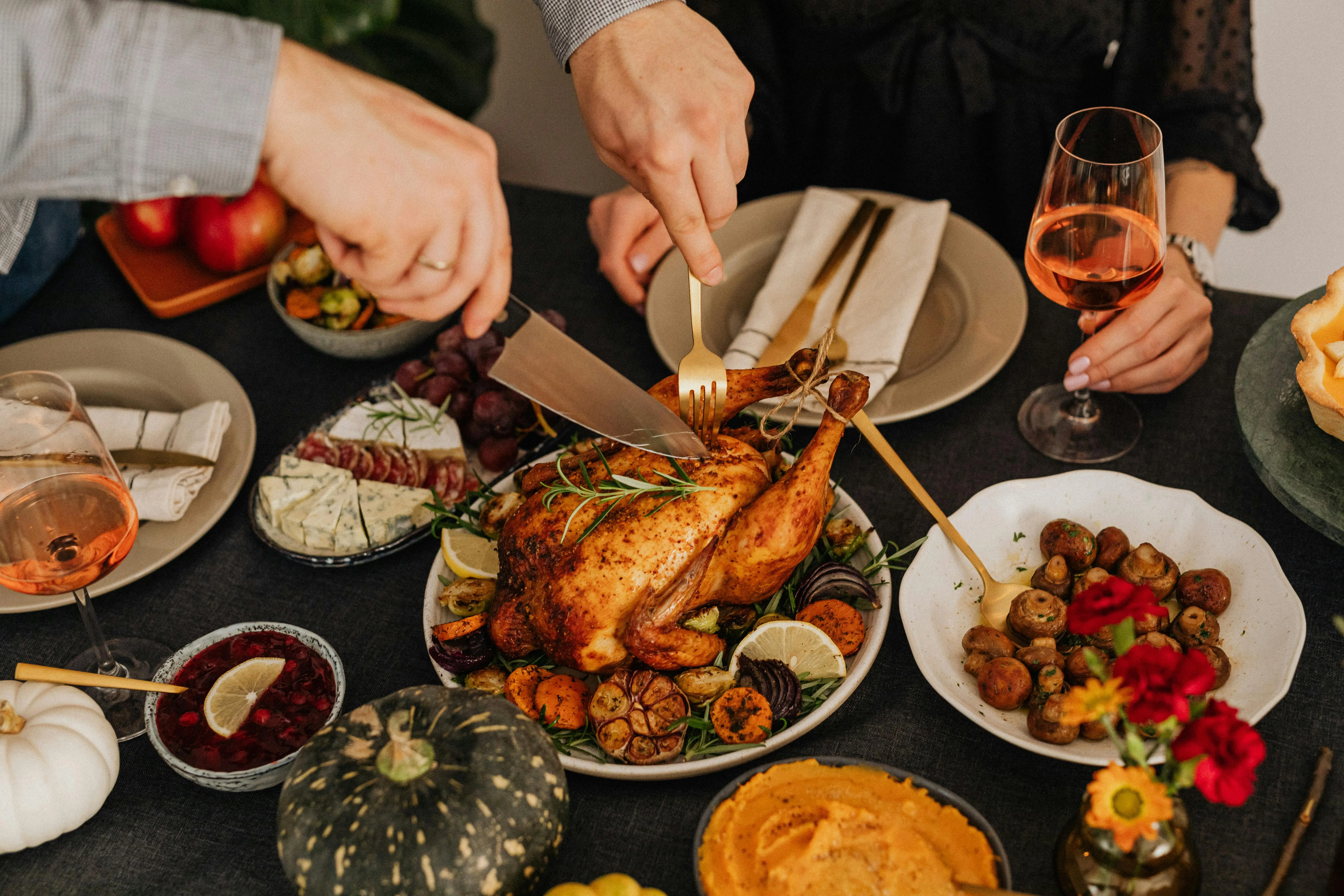 Karola G on pexels