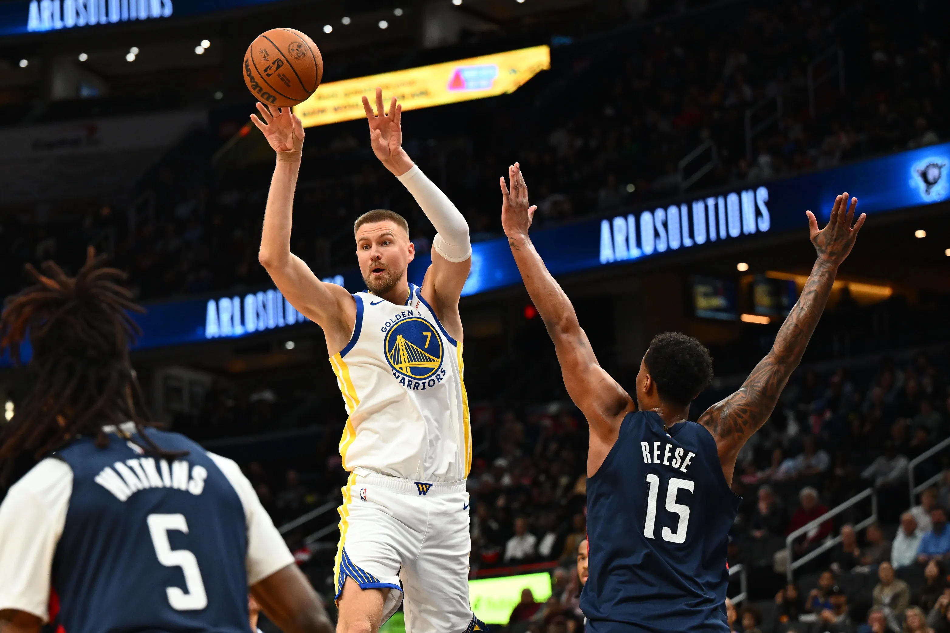 Porzingis Shines in Breakout Night, Offers Warriors a Glimpse of Potential