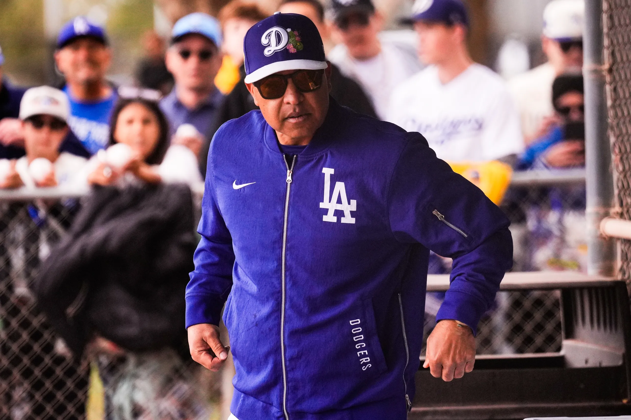 Dodgers’ Dave Roberts Expects Mookie Betts to Challenge for MVP in 2026
