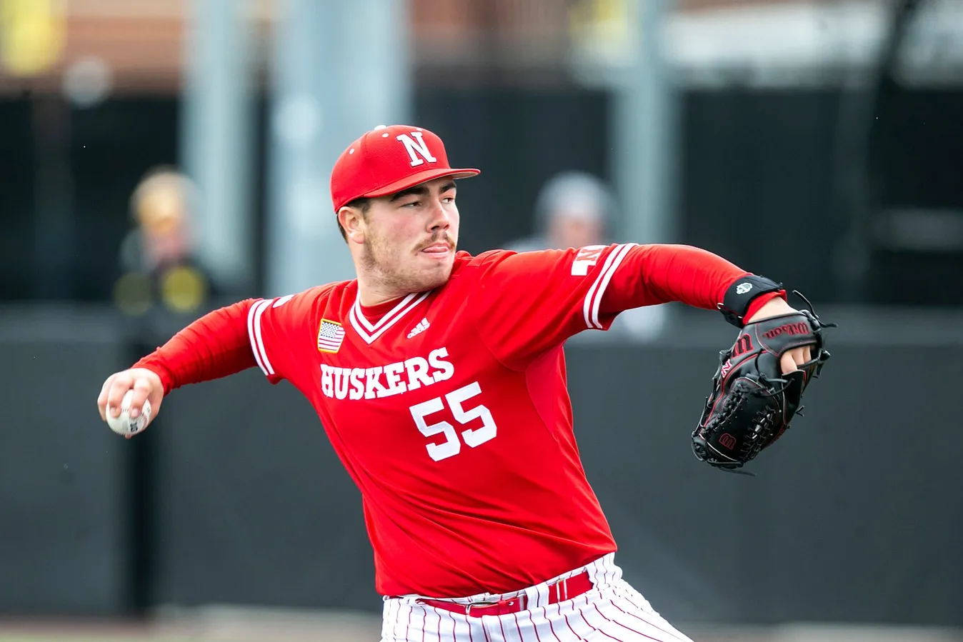 Twins Trade Julien and Ohl to Rockies for Pitching Prospect Kaminska