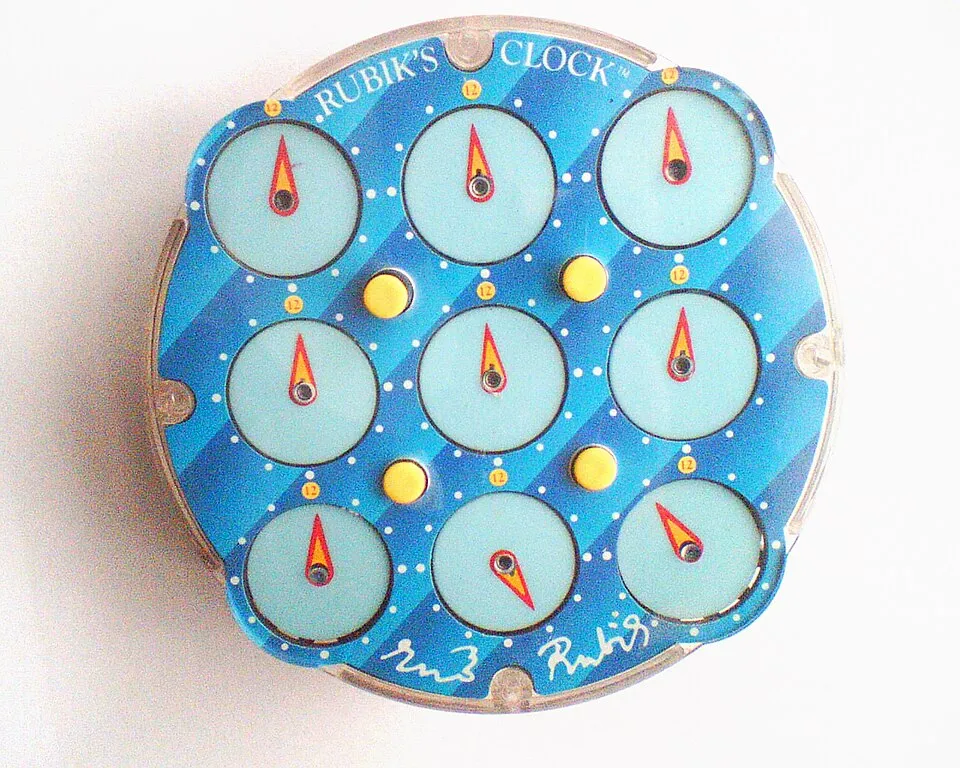 SpinningSpark on Wikimedia Commons