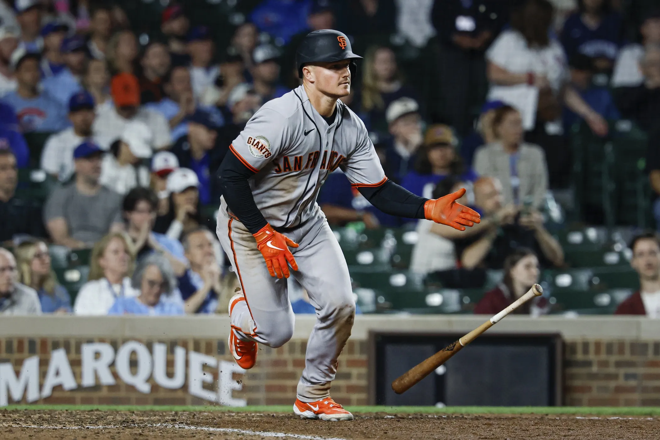 Matt Chapman Delivers 10th-Inning Heroics as Giants Edge Cubs in Series Win