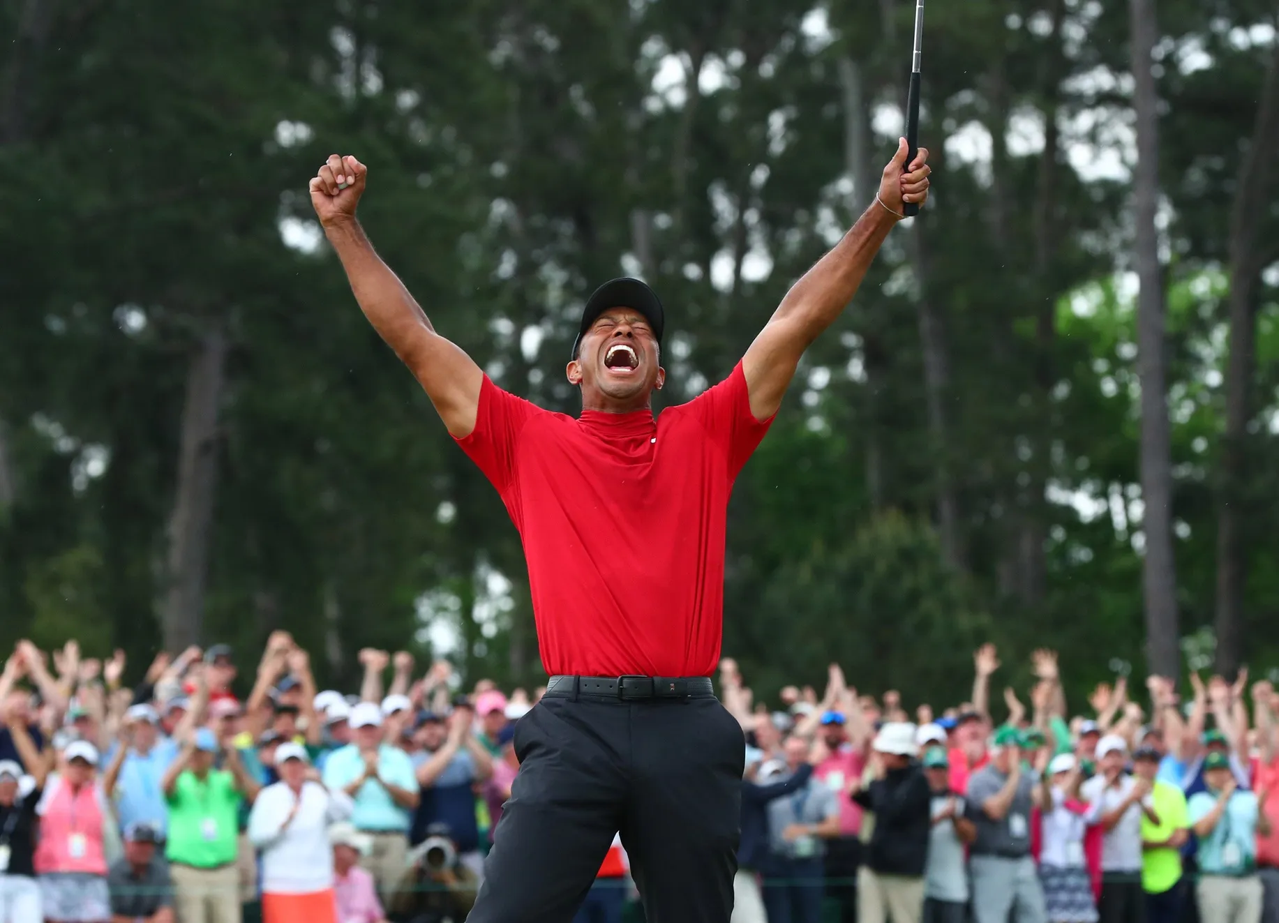 20 Photos That Show Tiger Woods at His Most Dominant