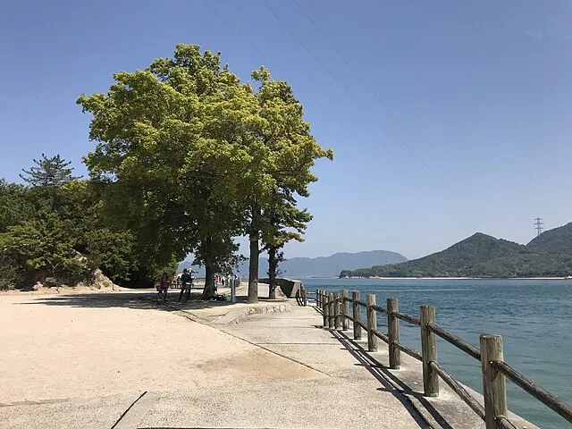 そらみみ on Wikimedia Commons