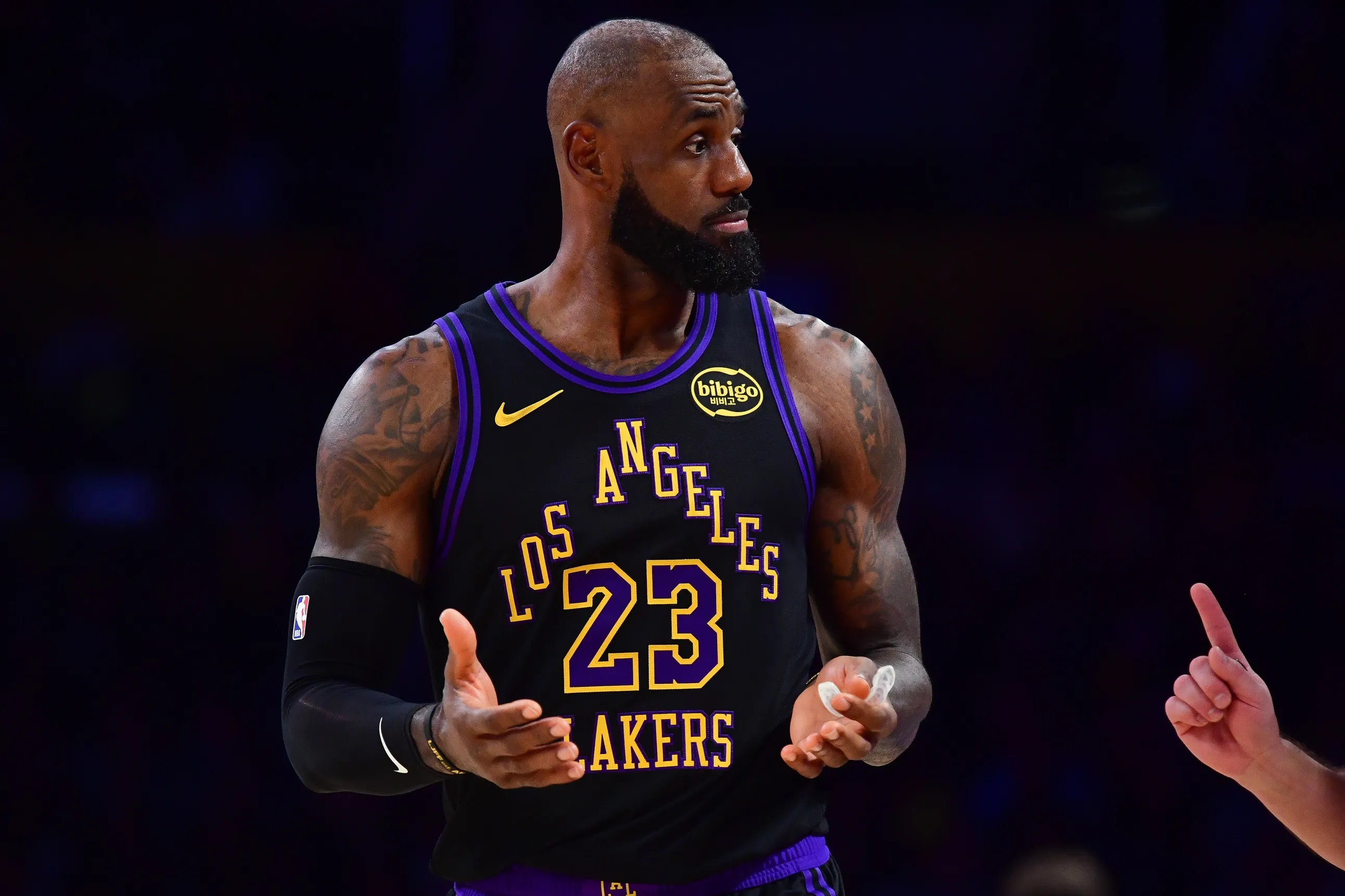 LeBron’s Birthday Highlight Can’t Mask Lakers’ Lopsided Loss to Pistons