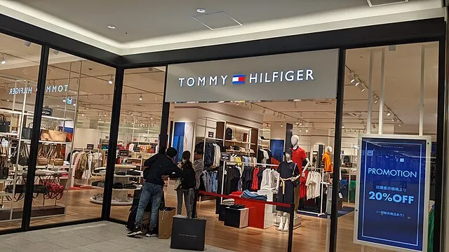 Mr.ちゅらさん on Wikimedia Commons