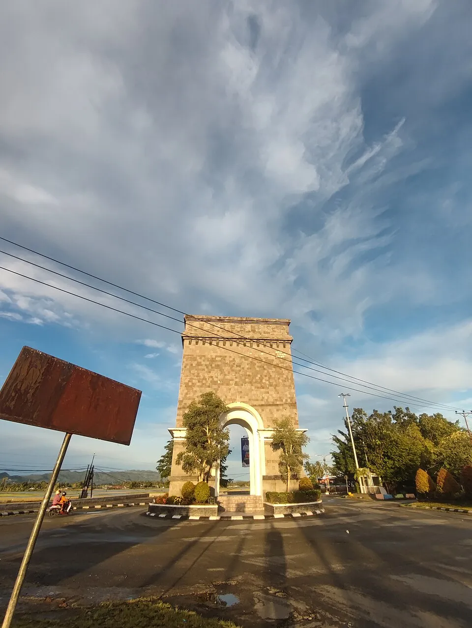 FahreziJasin on Wikicommons