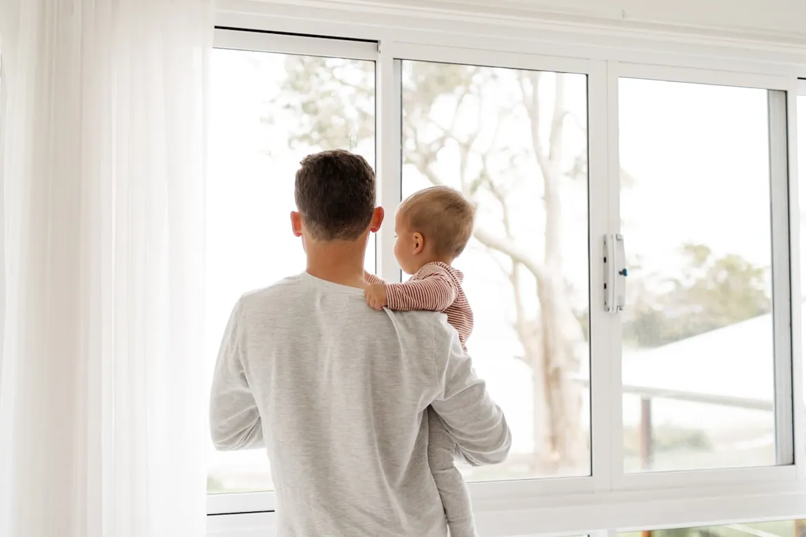 16 Things Dads Did After Work in the 1960s That Rarely Happen Today