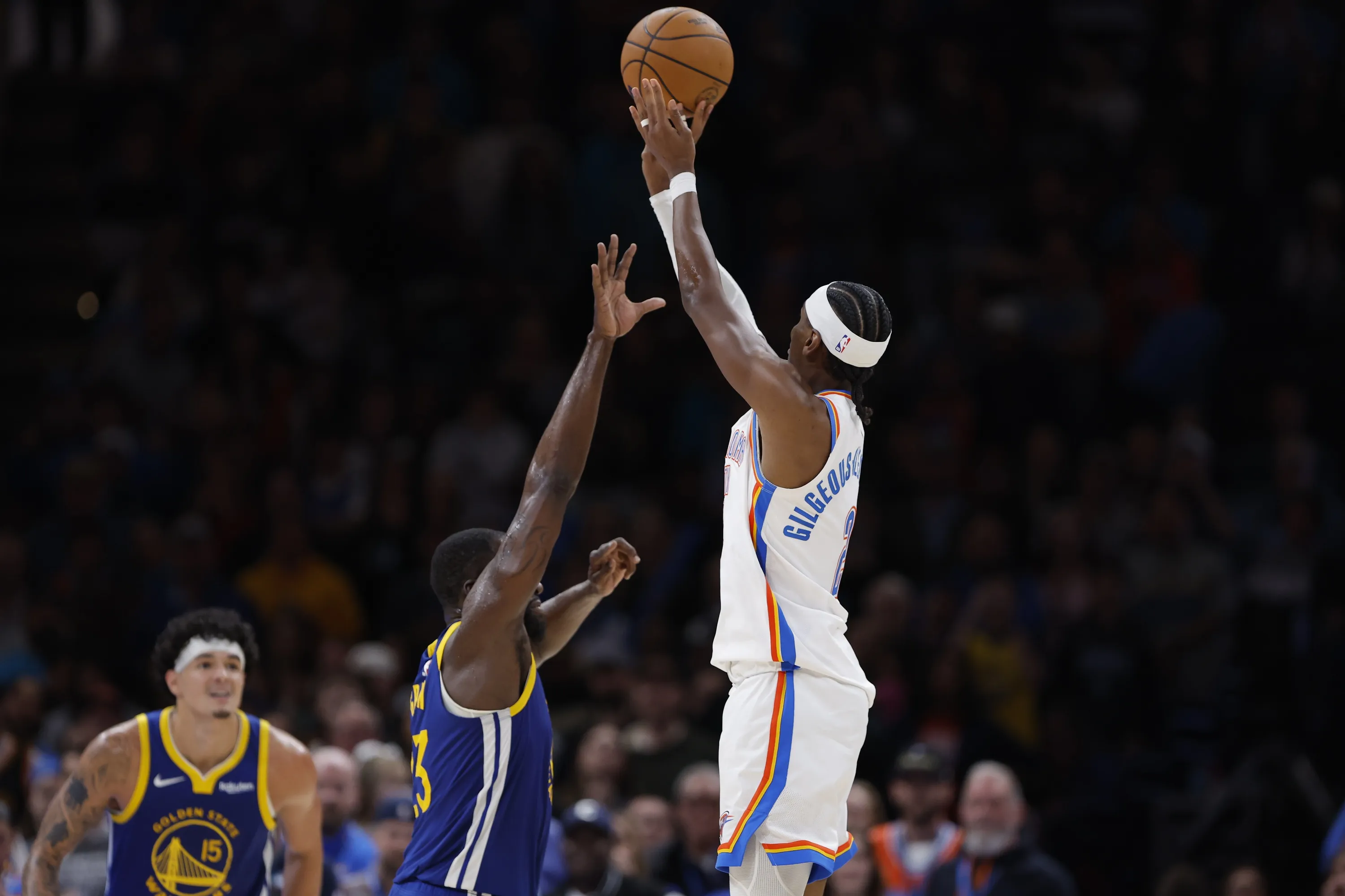 Shai Gilgeous-Alexander’s Late Three Lifts Thunder to 50th Win Over Warriors
