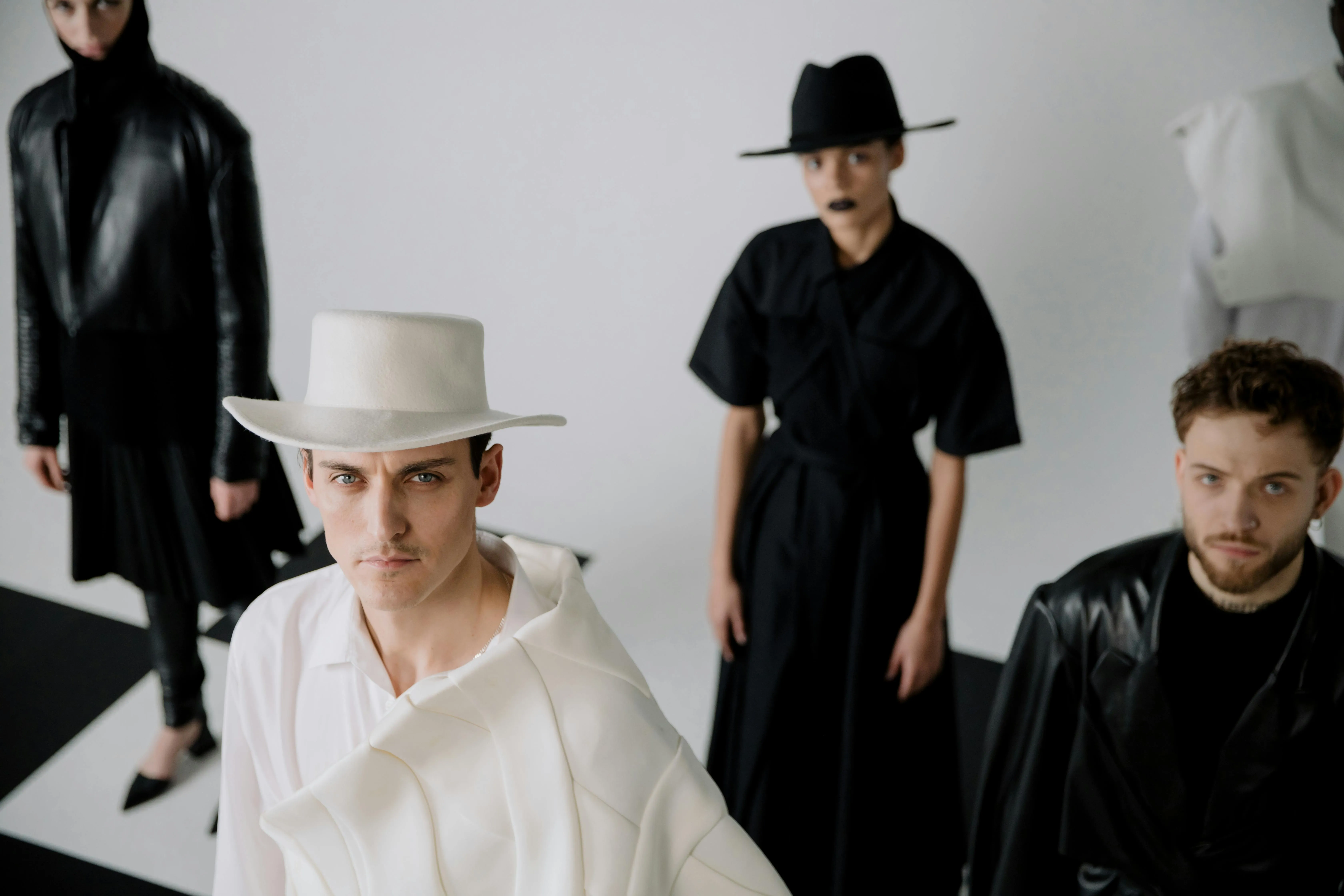 15 Bizarre Fashion Trends We Thought Were Normal