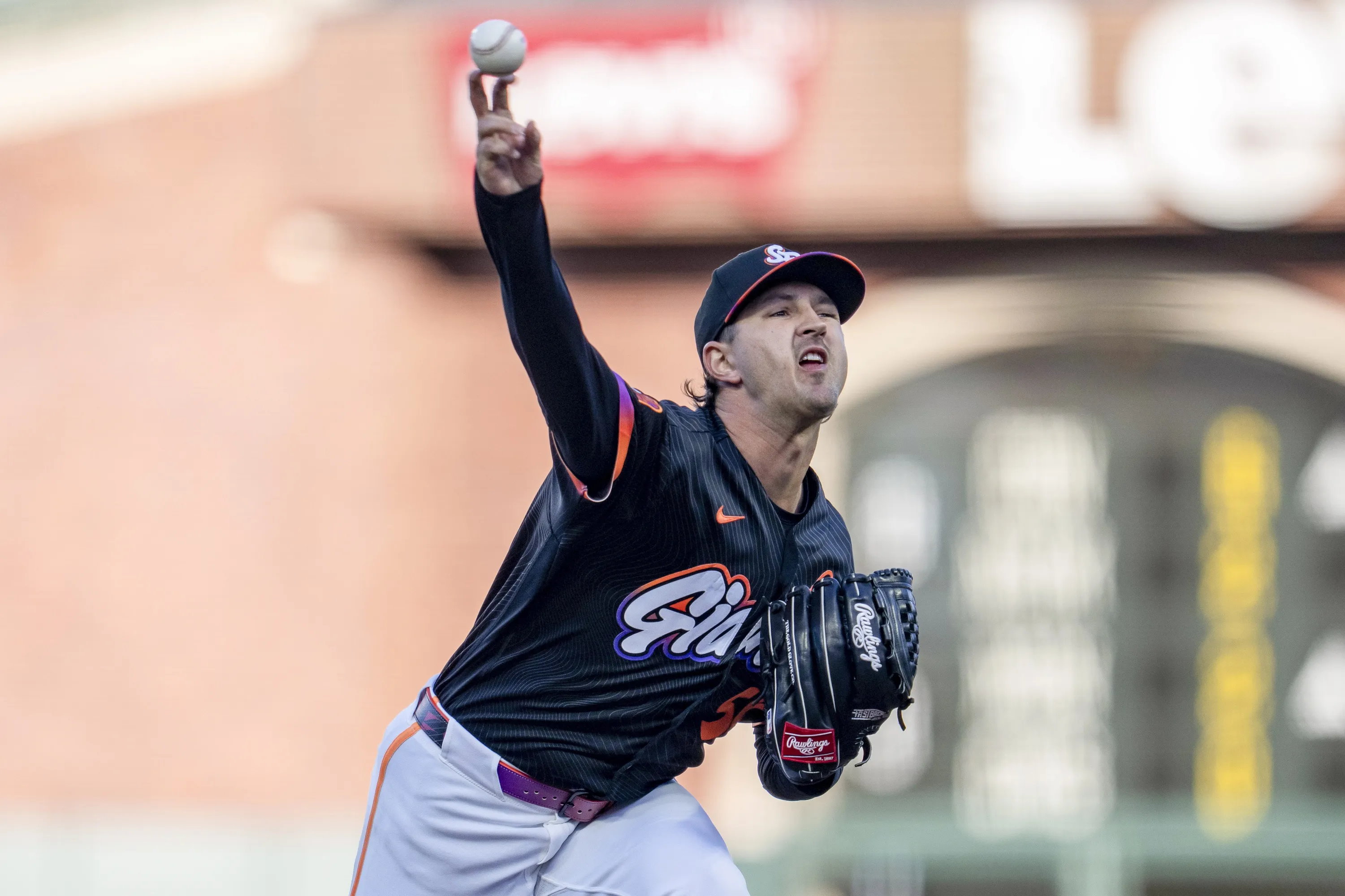Giants Shuffle Rotation as Tyler Mahle Hits IL, Logan Webb Returns