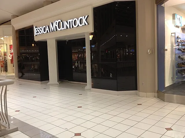 Mike Kalasnik from Fort Mill, USA on Wikimedia Commons