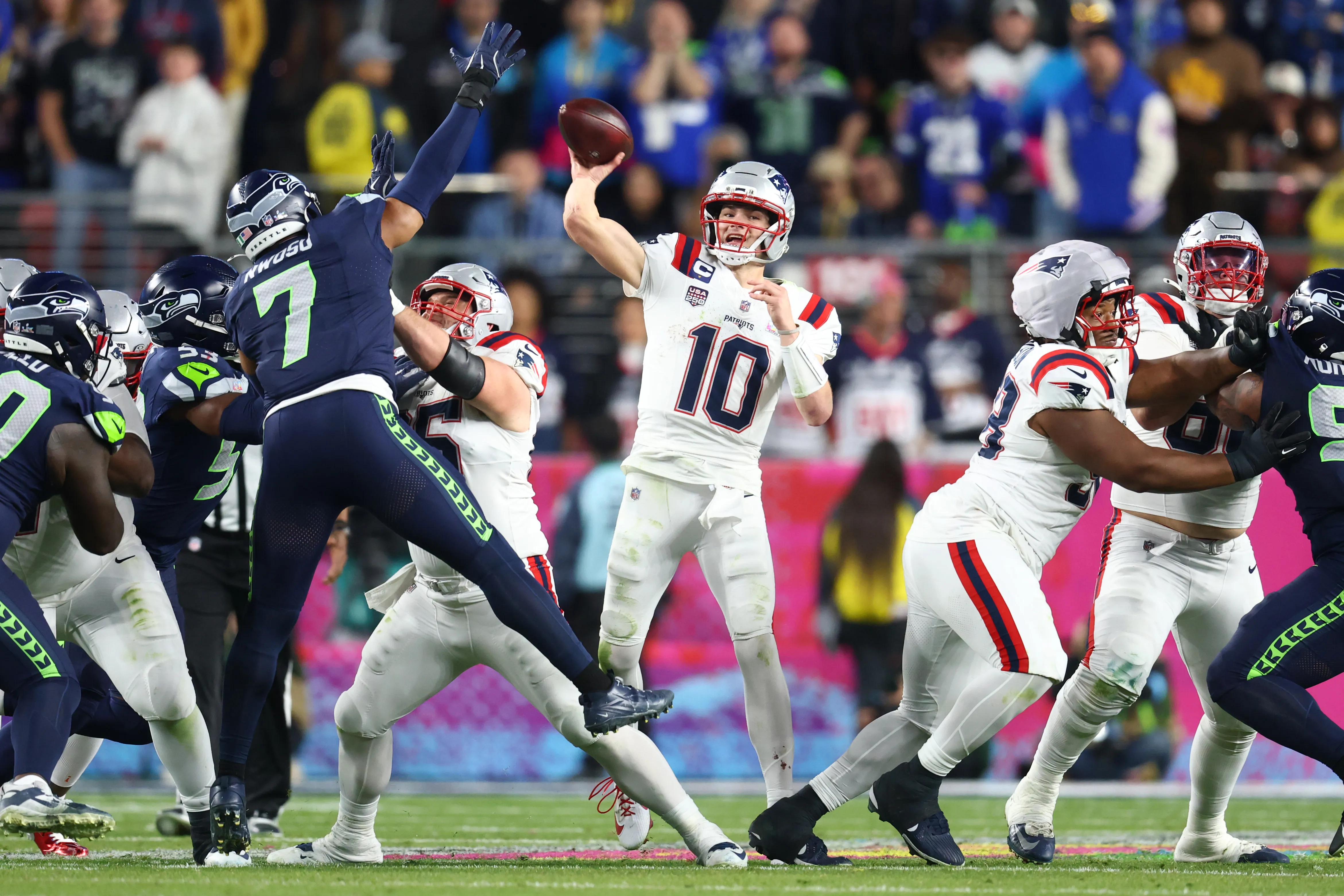 “The More I Watch, the Less I Understand”: Former NFL Star Slams Patriots’ Super Bowl Plan