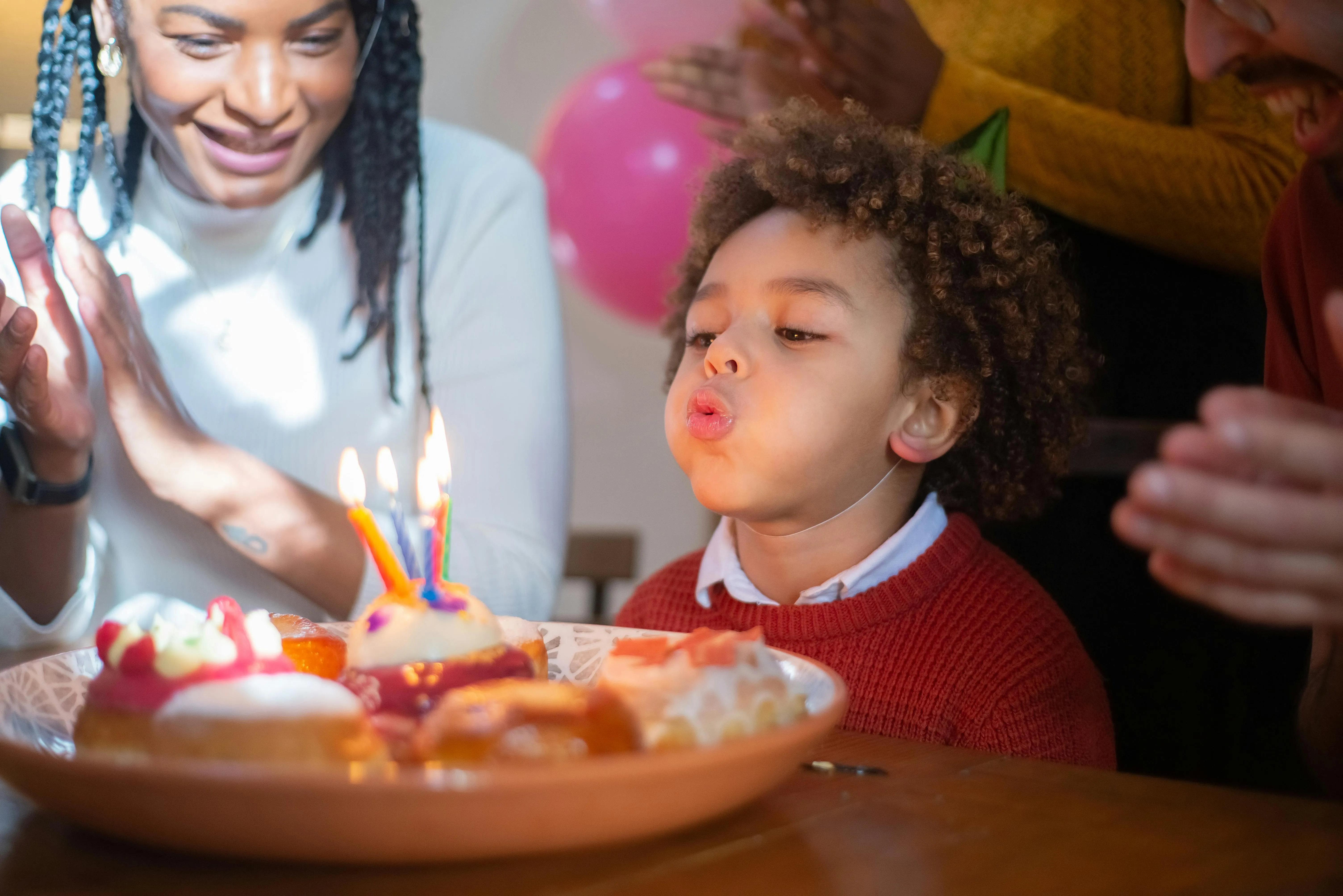 20 Birthday Party Traditions Many Families Followed for Years