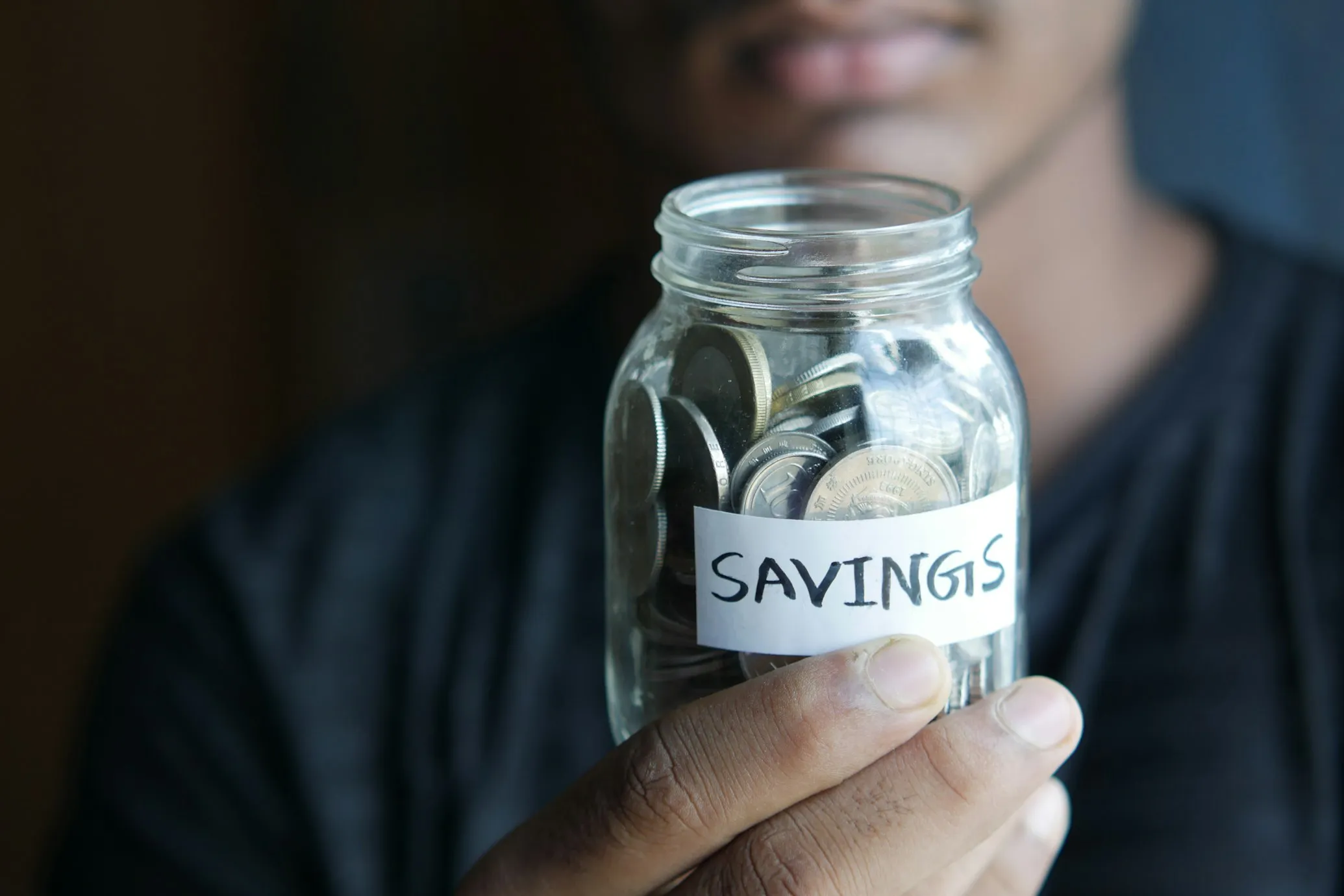 12 Simple Tricks I Use to Save Money Every Month