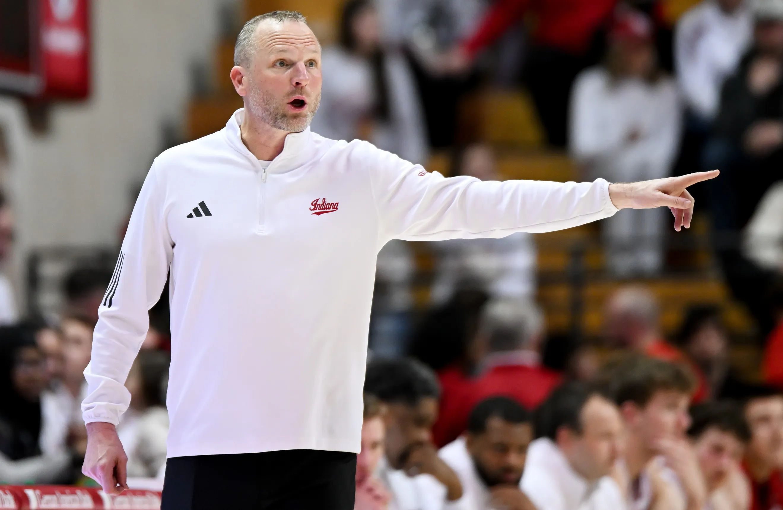 Indiana Hoosiers Struggle Against Michigan State as DeVries Reflects on Season Challenges
