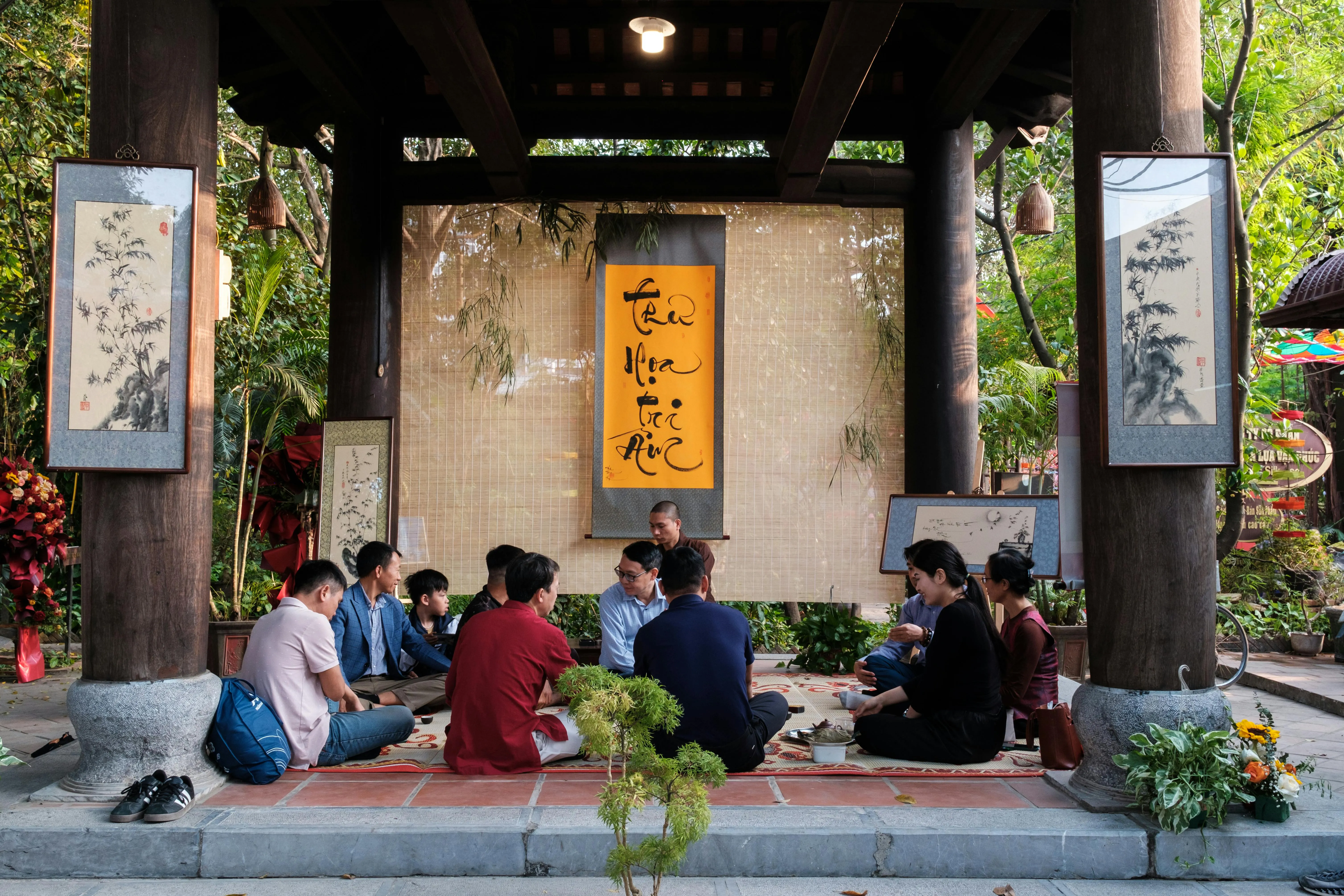 10 Social Traditions Centered Around Holidays