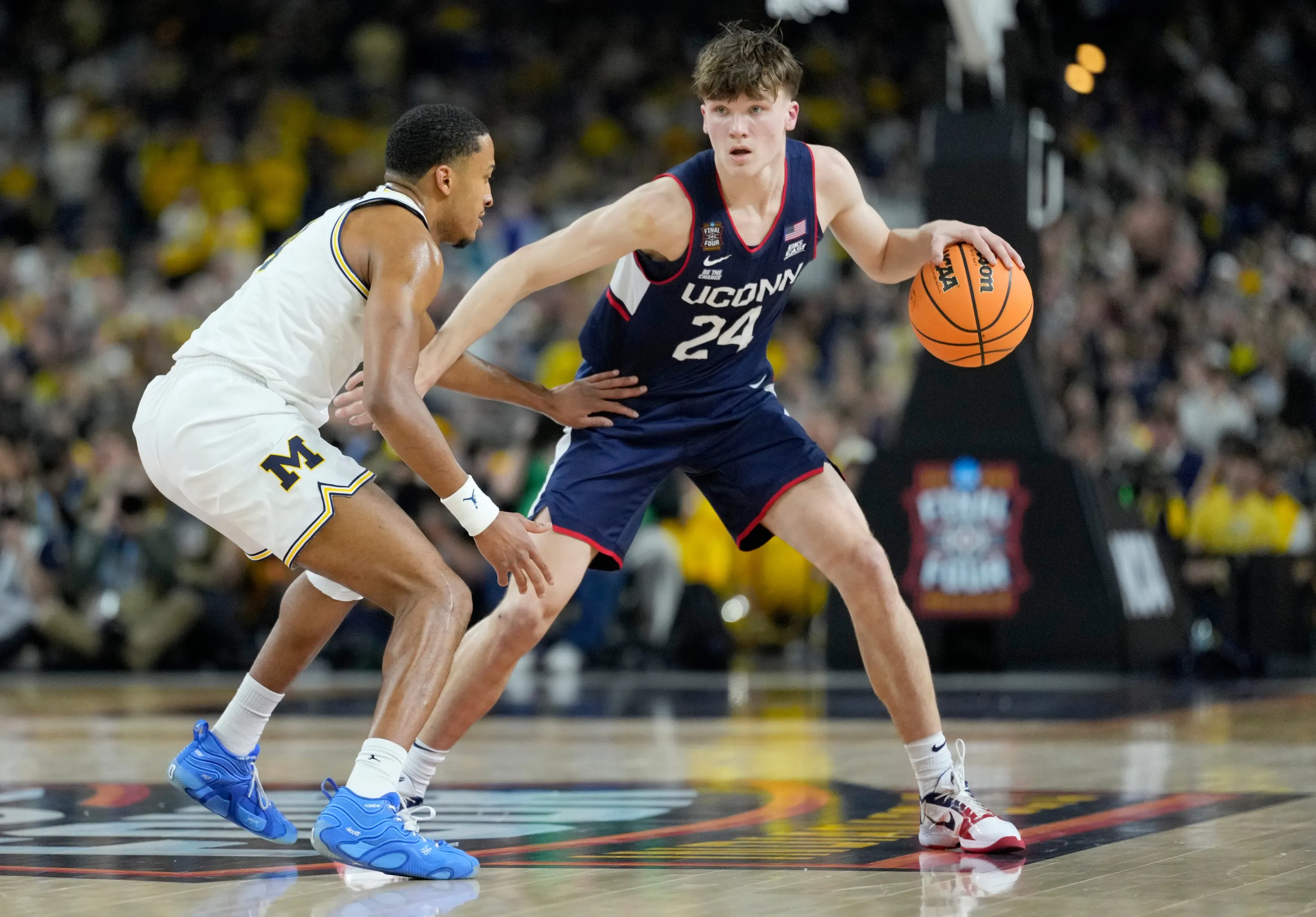 Braylon Mullins Returns to UConn, Strengthening Huskies’ 2026–27 Core