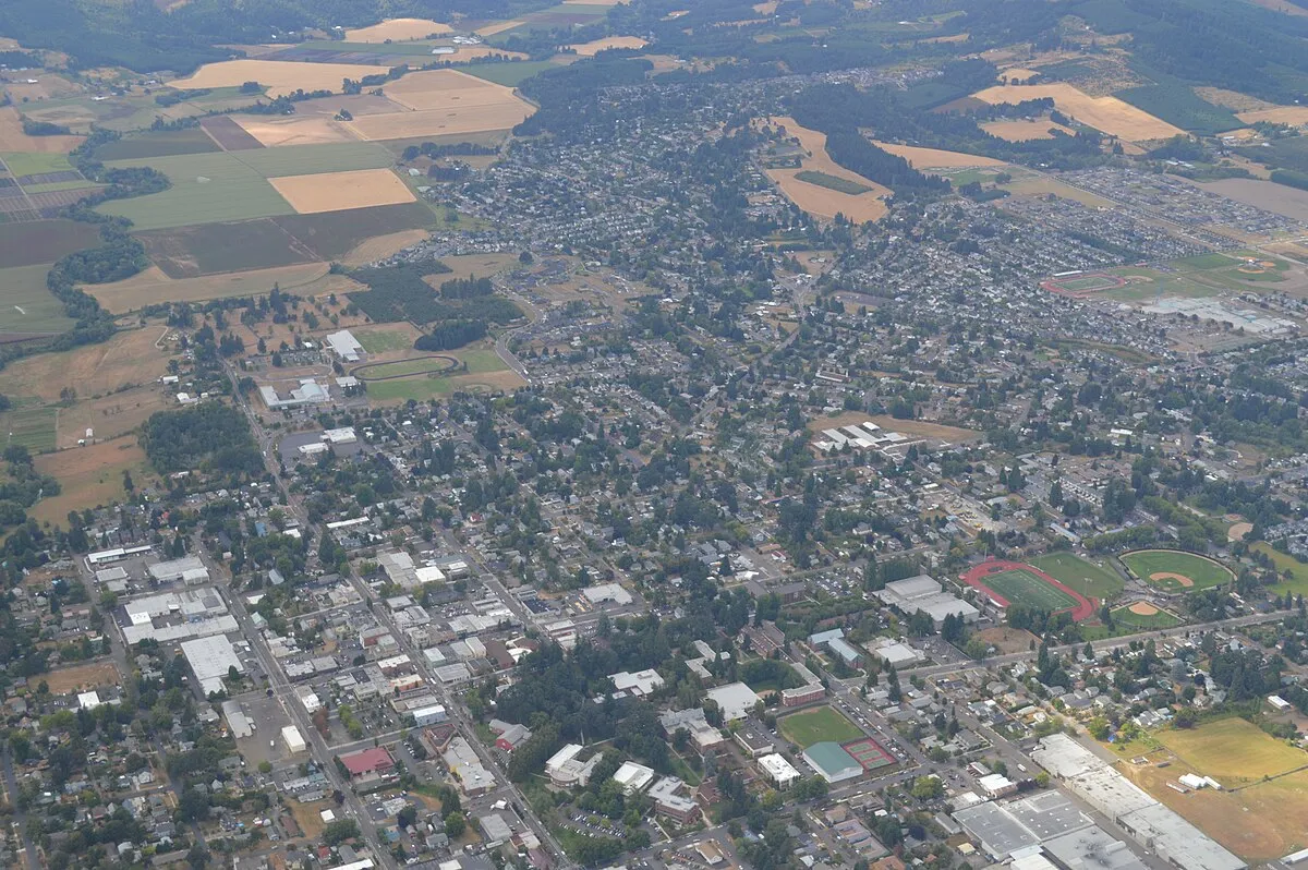 Amos Meron on Wikimedia Commons