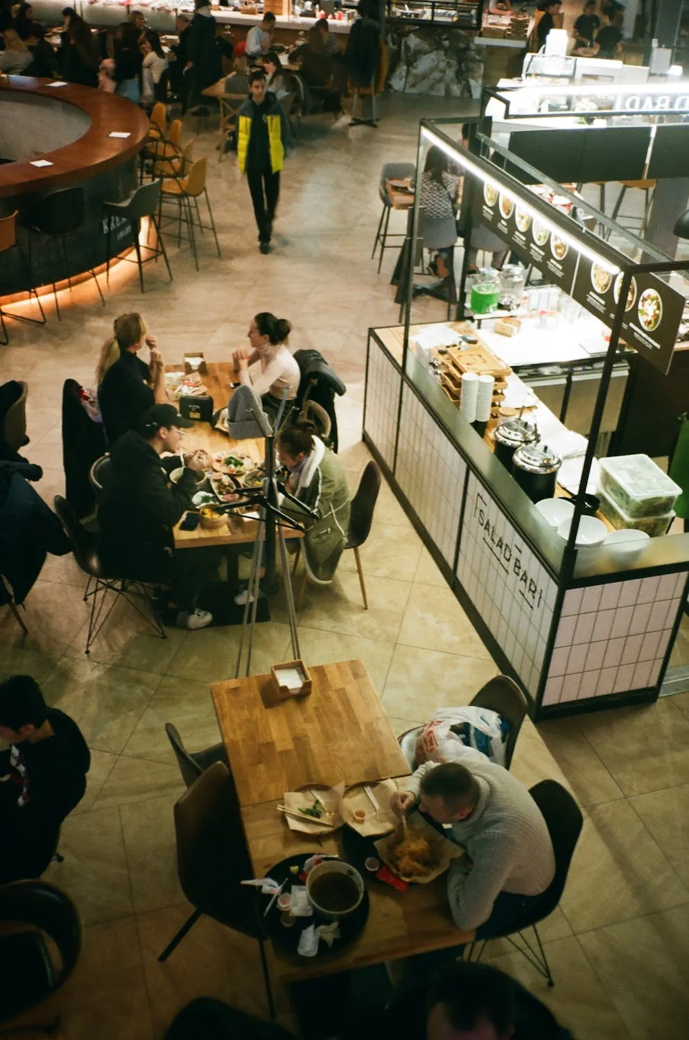 18 Mall Food Court Staples That Vanished