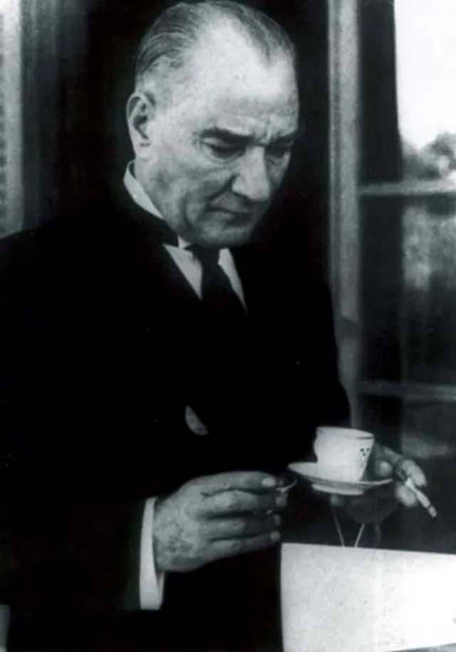 Original photographer unknown on Wikimedia