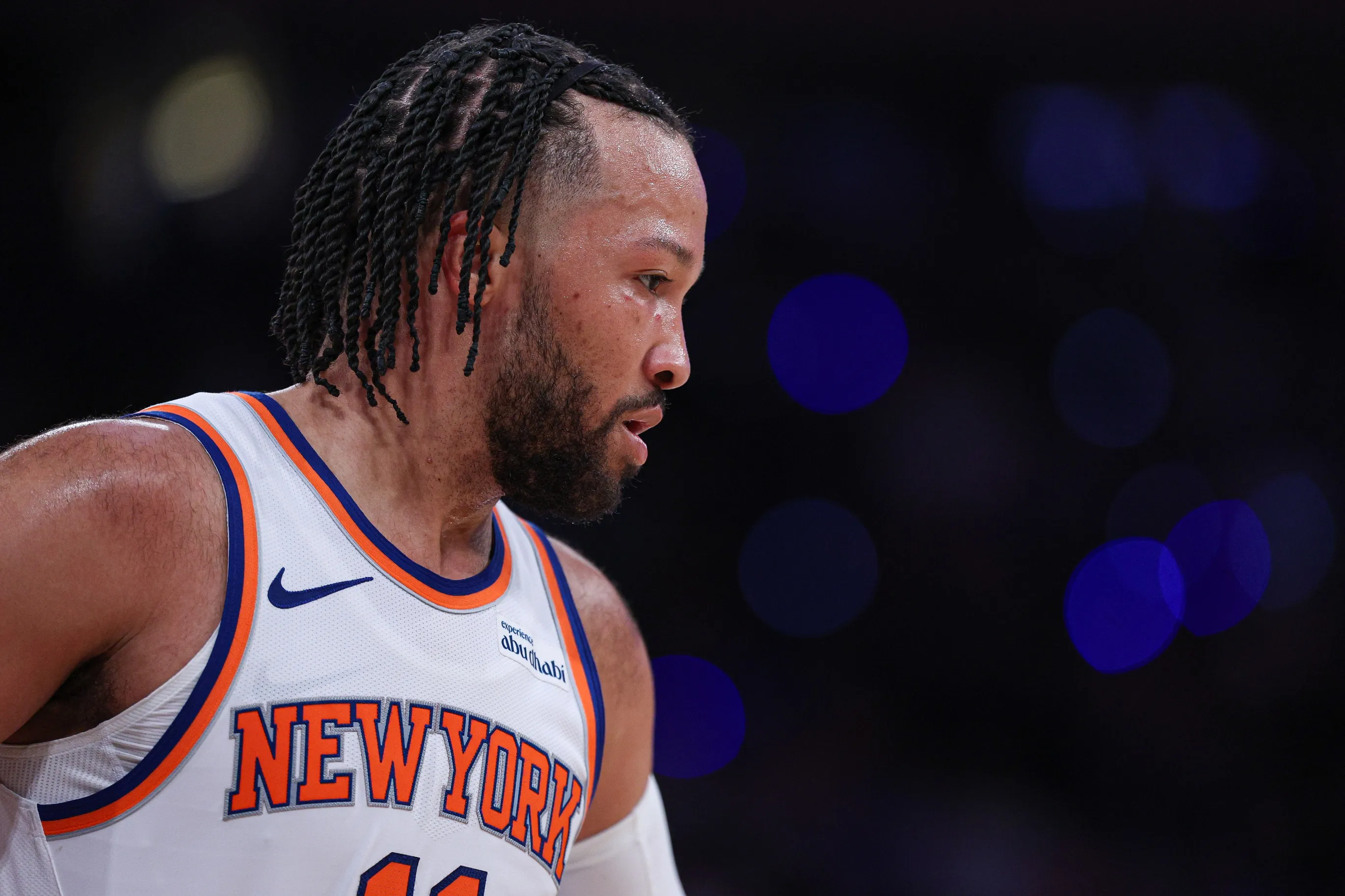 Brunson’s First-Quarter Surge Powers Knicks Past Hawks in Game 1