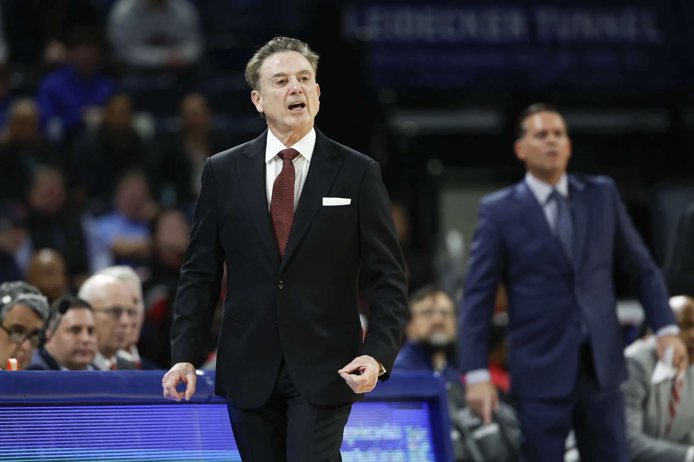 St. John’s Holds Off Marquette to Take Big East Lead