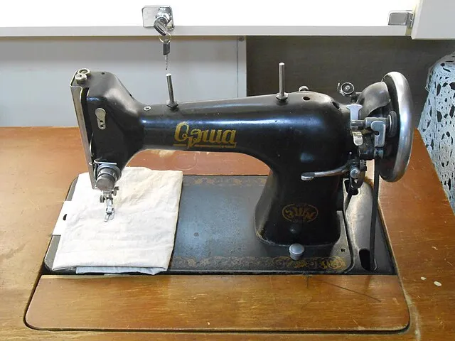 Mikra72 on Wikimedia Commons