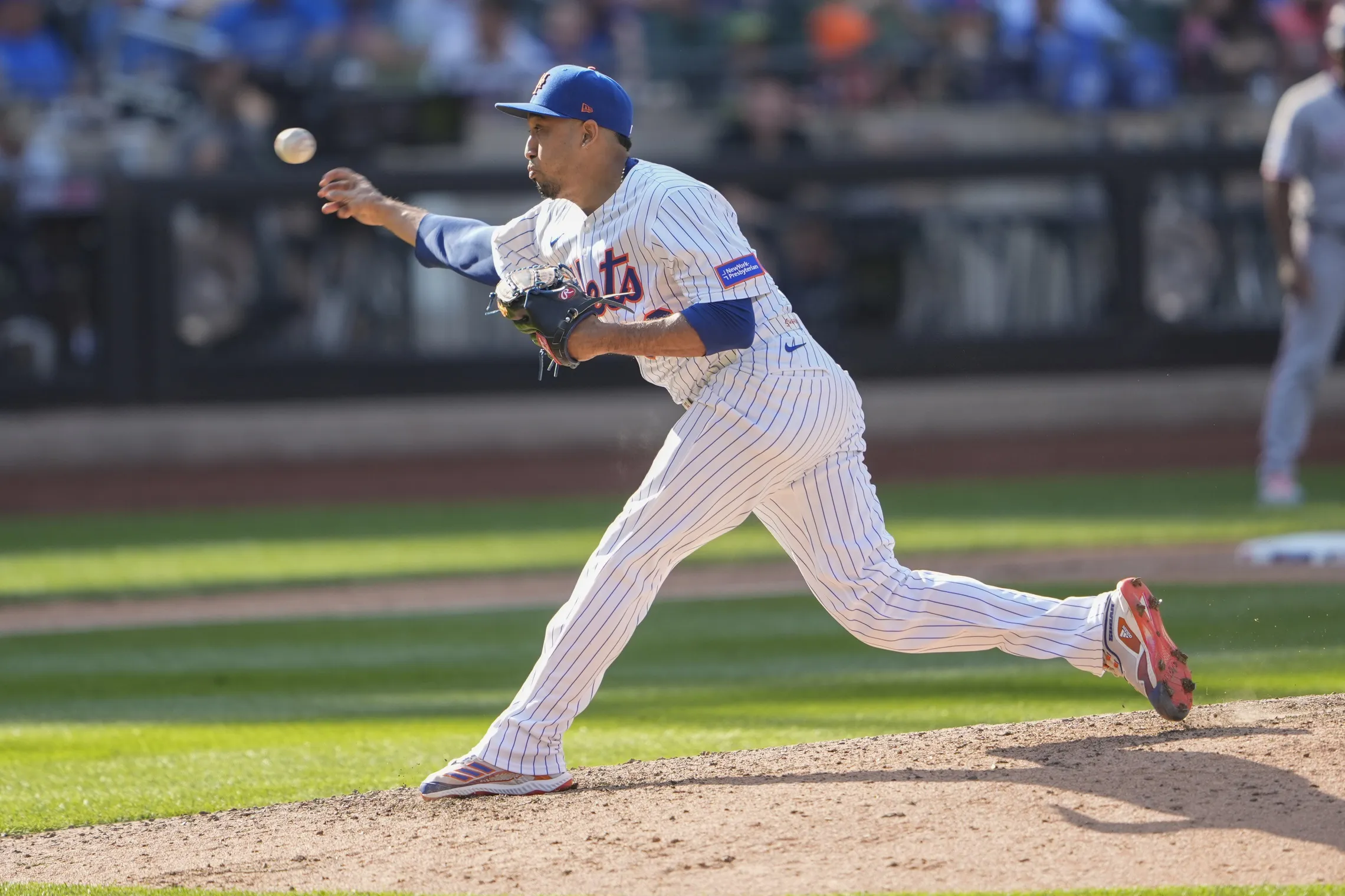 Mets Grapple with Edwin Díaz Departure as Bullpen Questions Loom