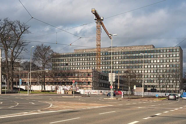 Flocci Nivis on Wikicommons