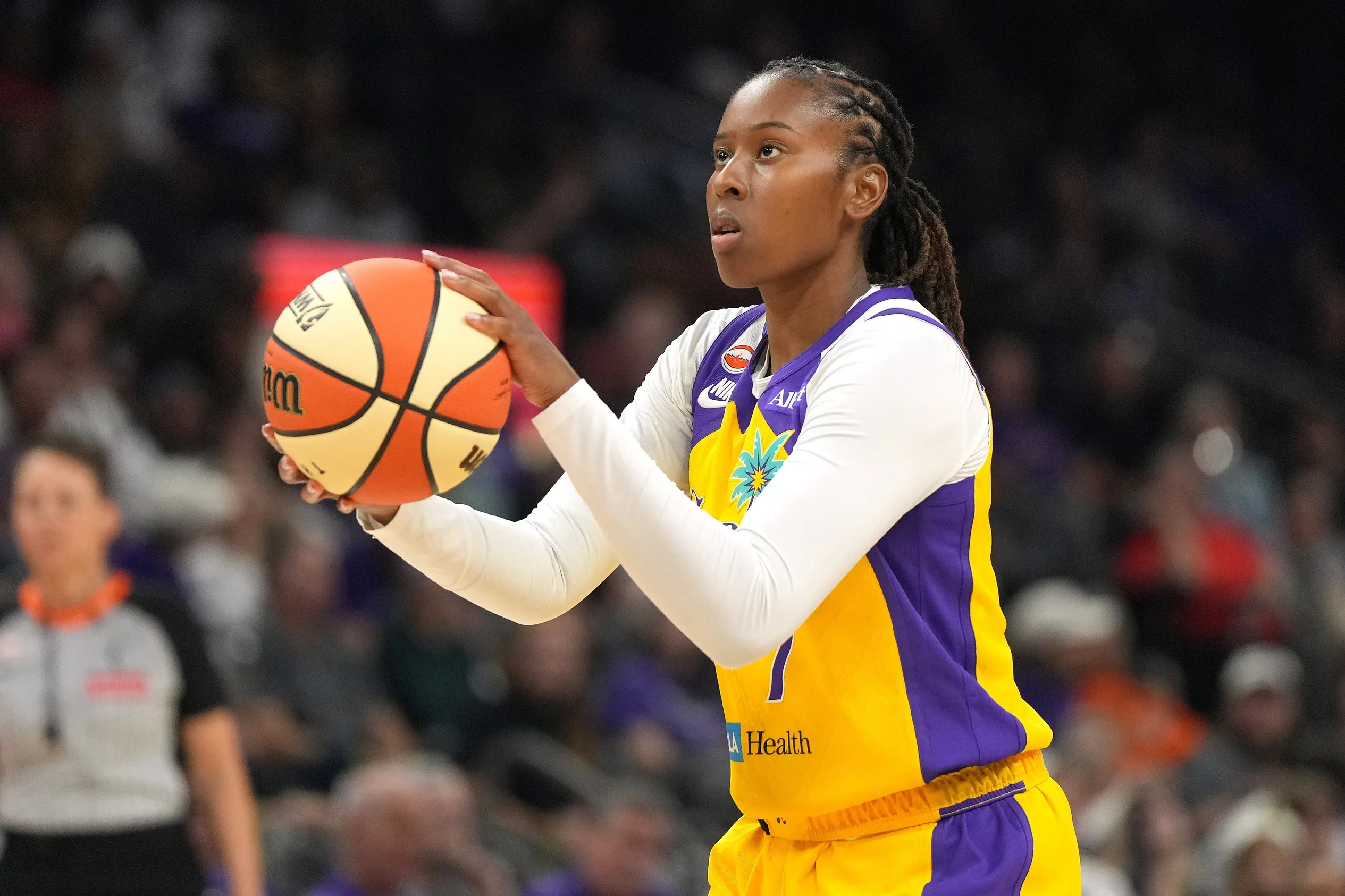 Sparks Adjust Lineup as Ariel Atkins Returns, Shifting Burrell to Bench Role