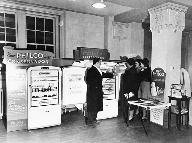 14 Things Every Family Stocked in the Fridge in the 1960s That Are Gone Today
