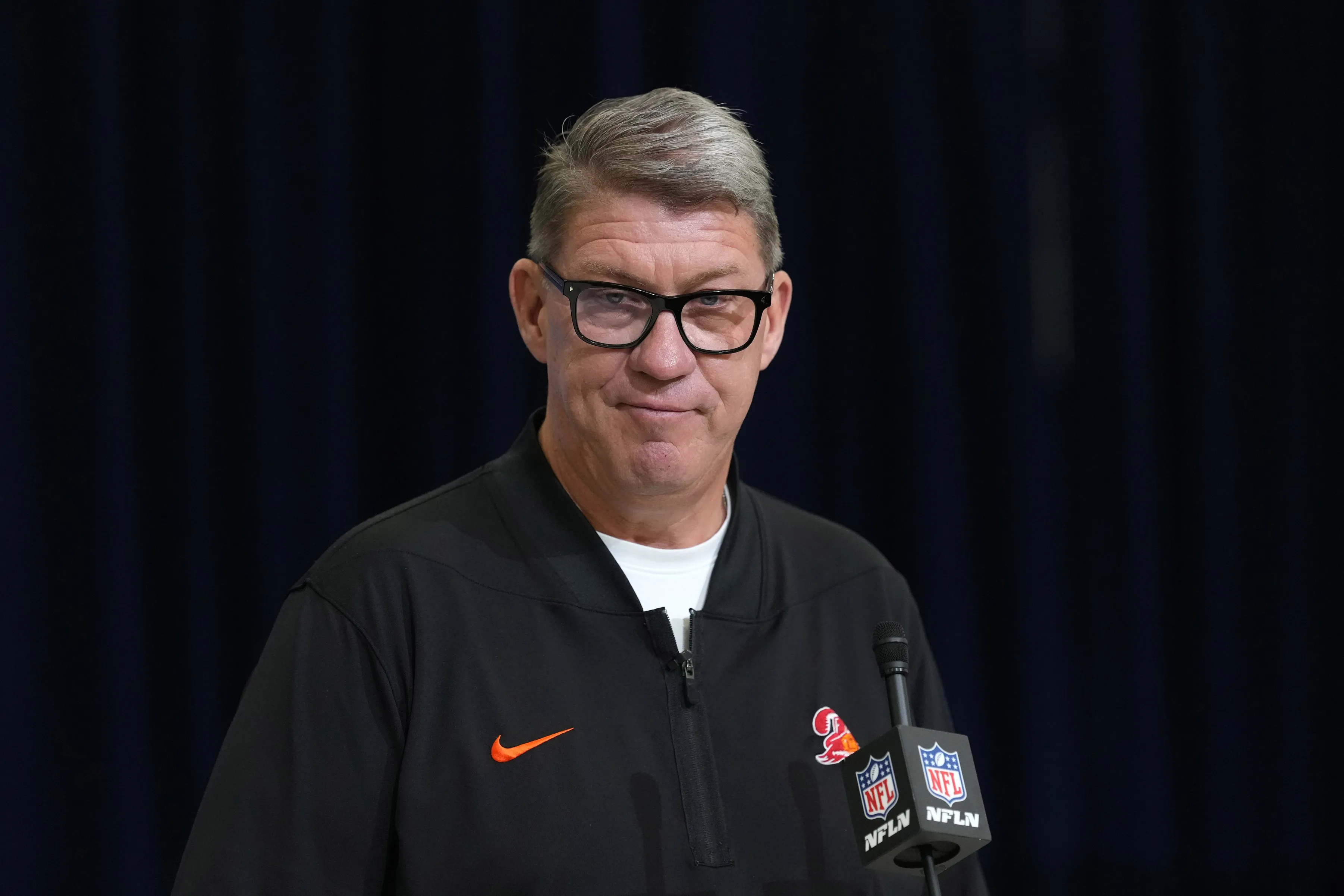 Buccaneers Signal Interest in Deep Tight End Class Ahead of No. 15 Pick
