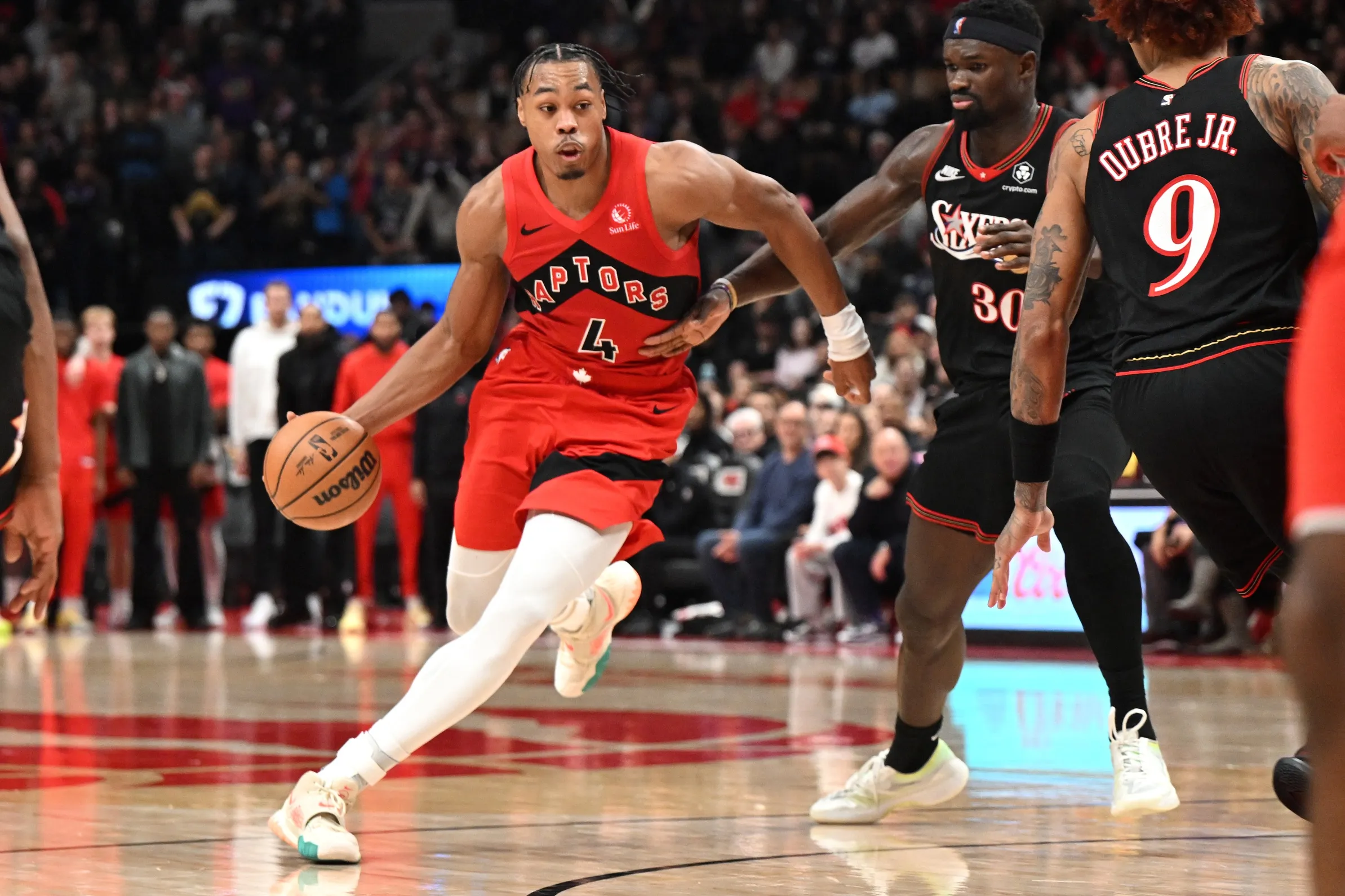 Barnes’ Calm at the Line Lifts Raptors Past 76ers