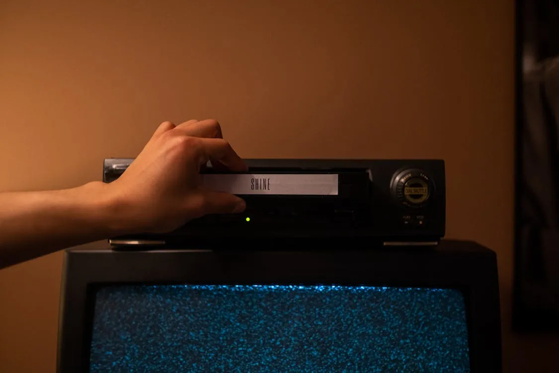20 Things You’d Only Remember If You Had a VCR