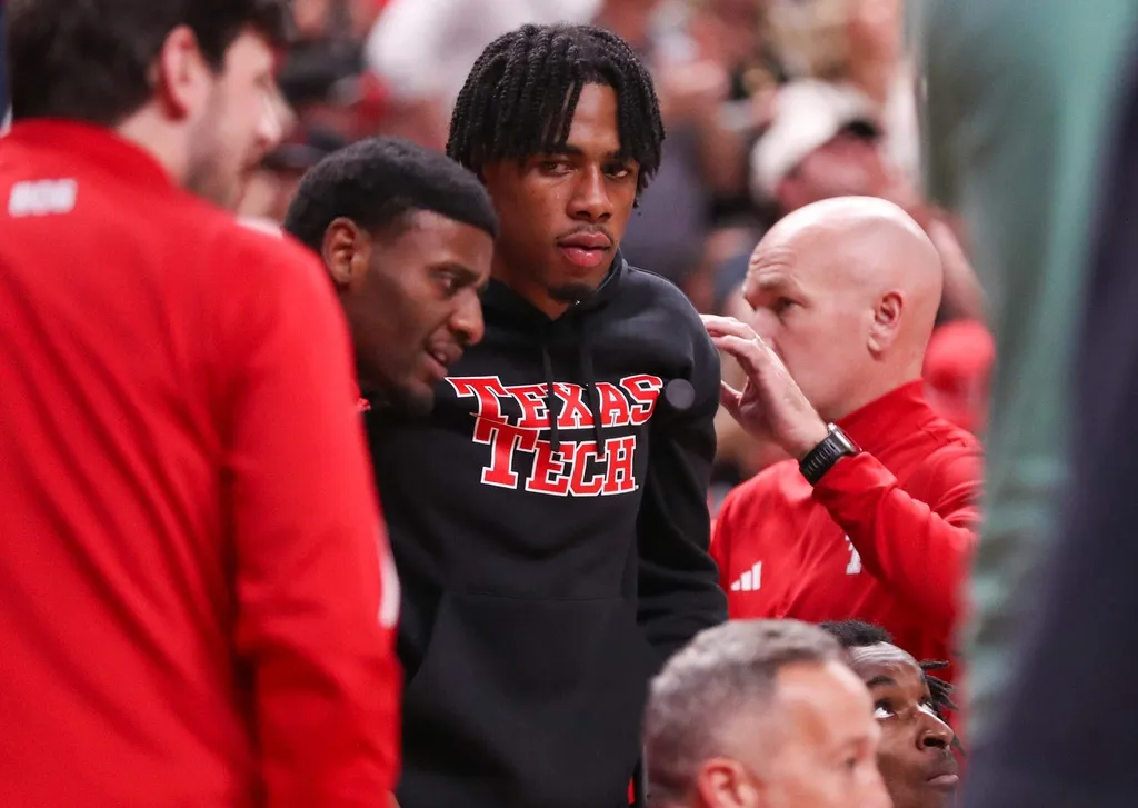 Texas Tech Battles On After JT Toppin ACL Injury