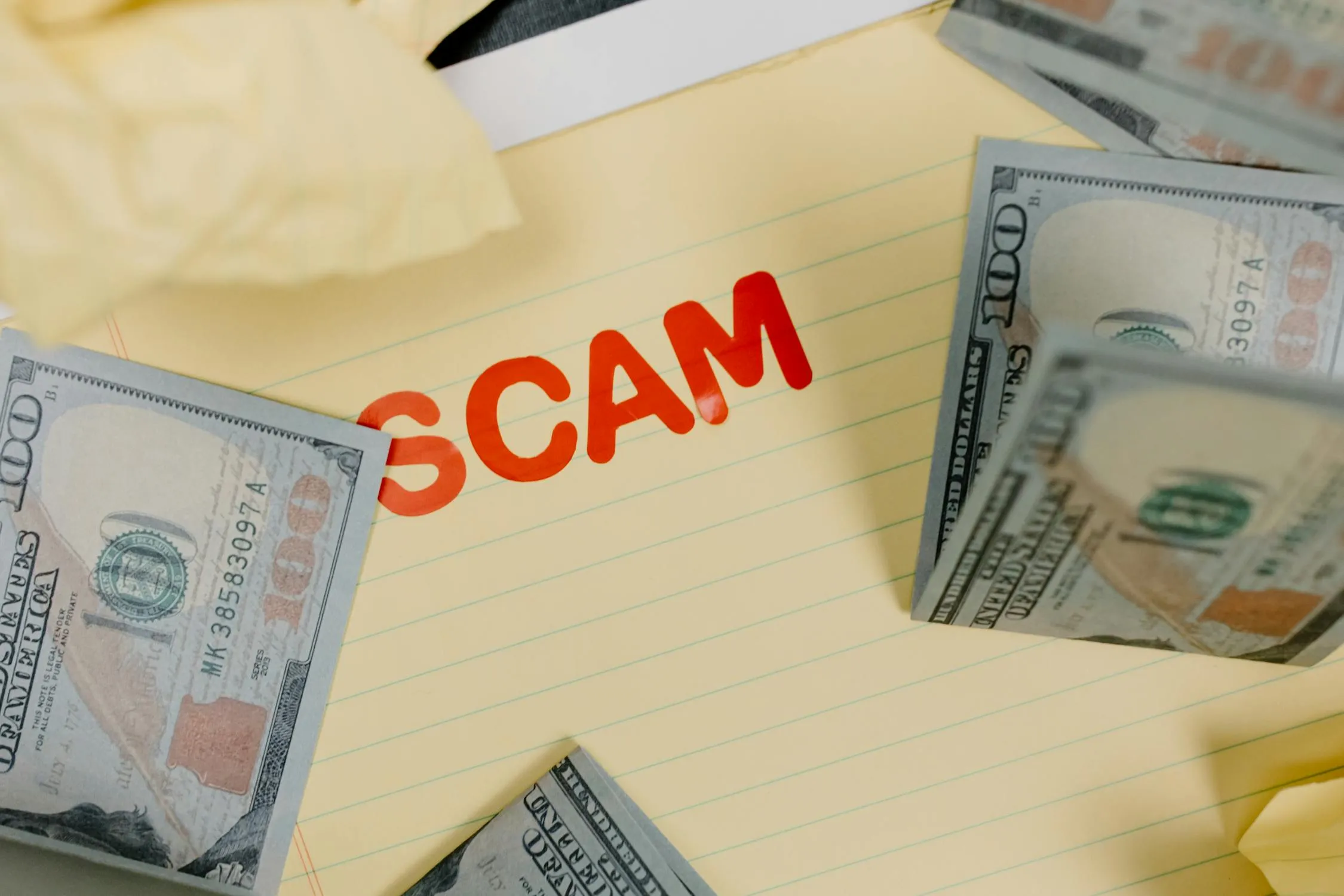 12 Financial Scams from the ’80s That Shook America