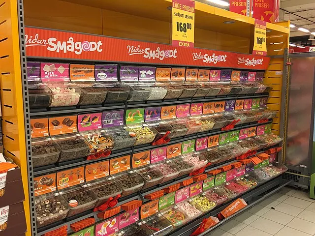 15 Supermarket Treats from the ’90s That Are History