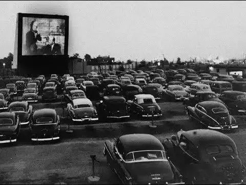 Lilly Press ’23, Wick Senior Writer on The Re-emergence of Drive-in Movie Theaters