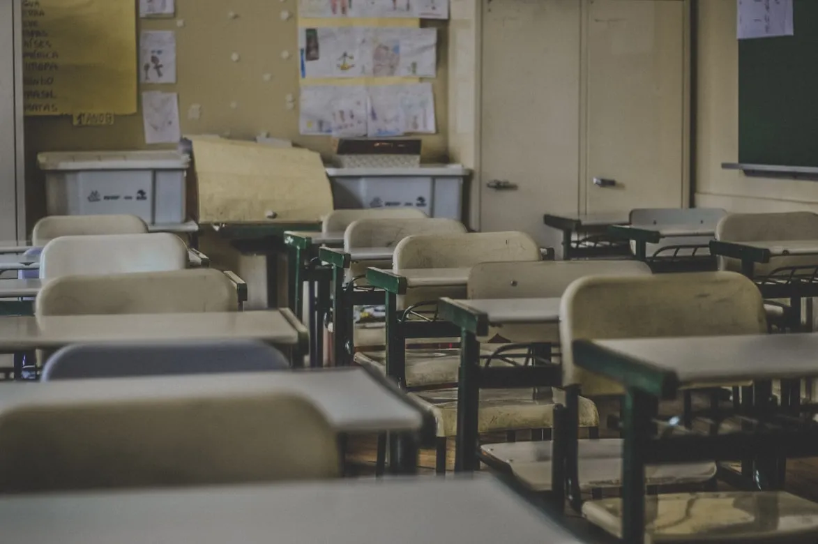 16 Classroom Decorations That Bring Back Weird Memories